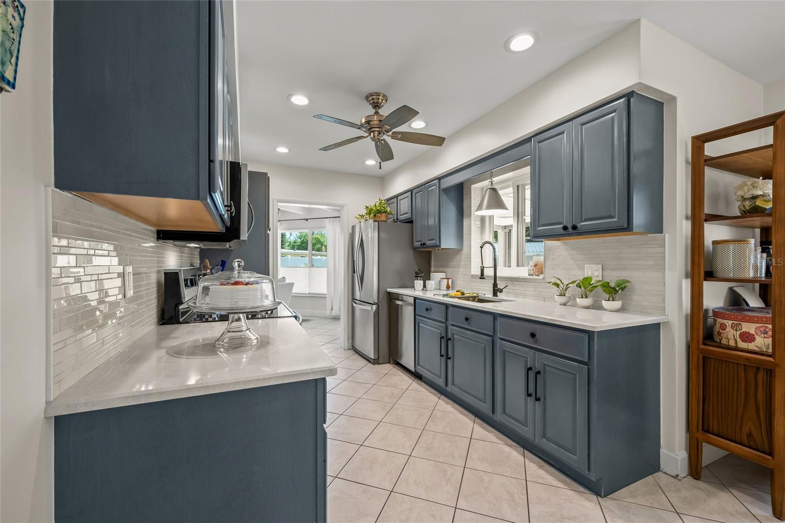 Image 23 of 64 For 6727 Anchor Way