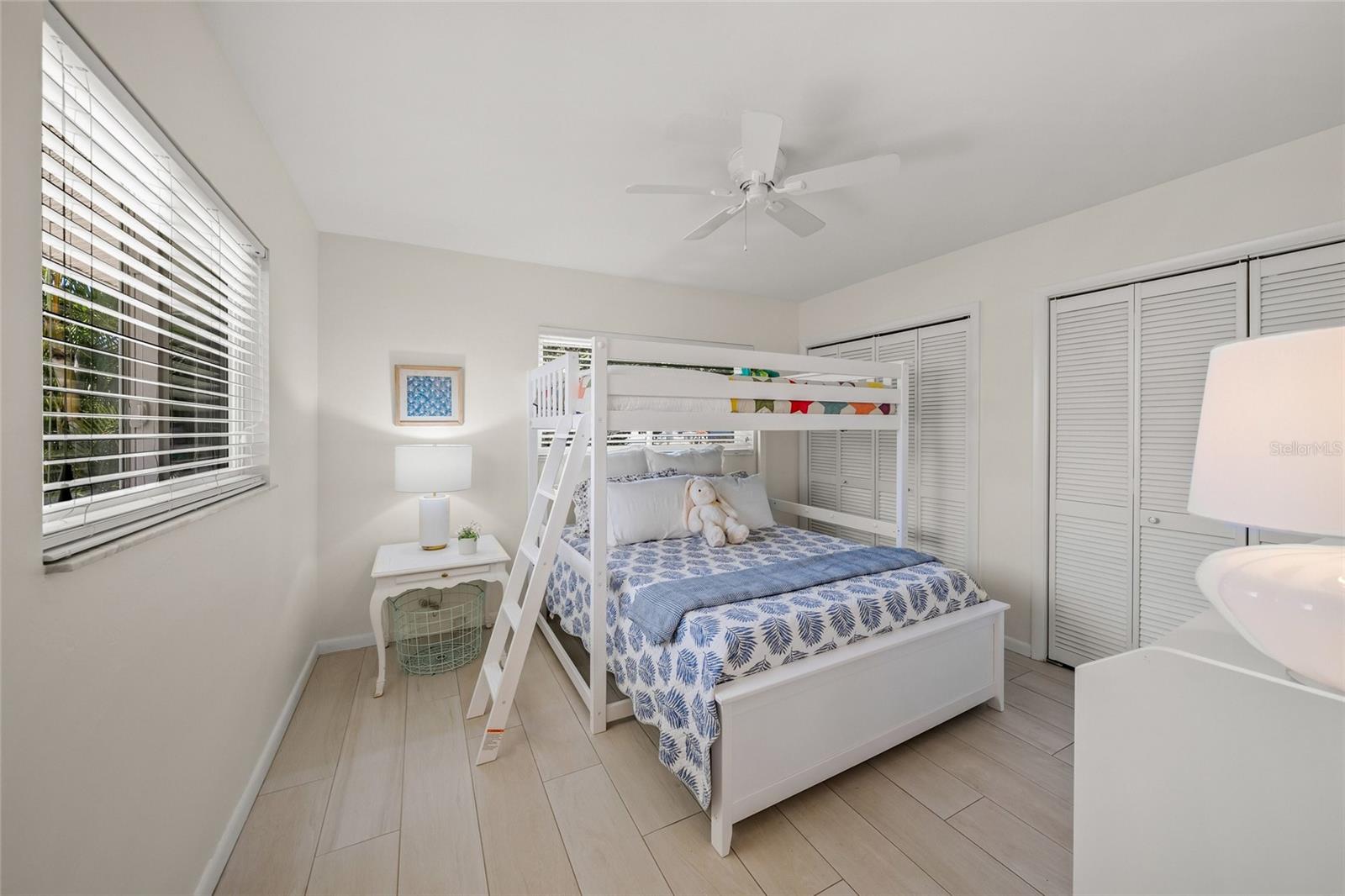 Image 49 of 64 For 6727 Anchor Way
