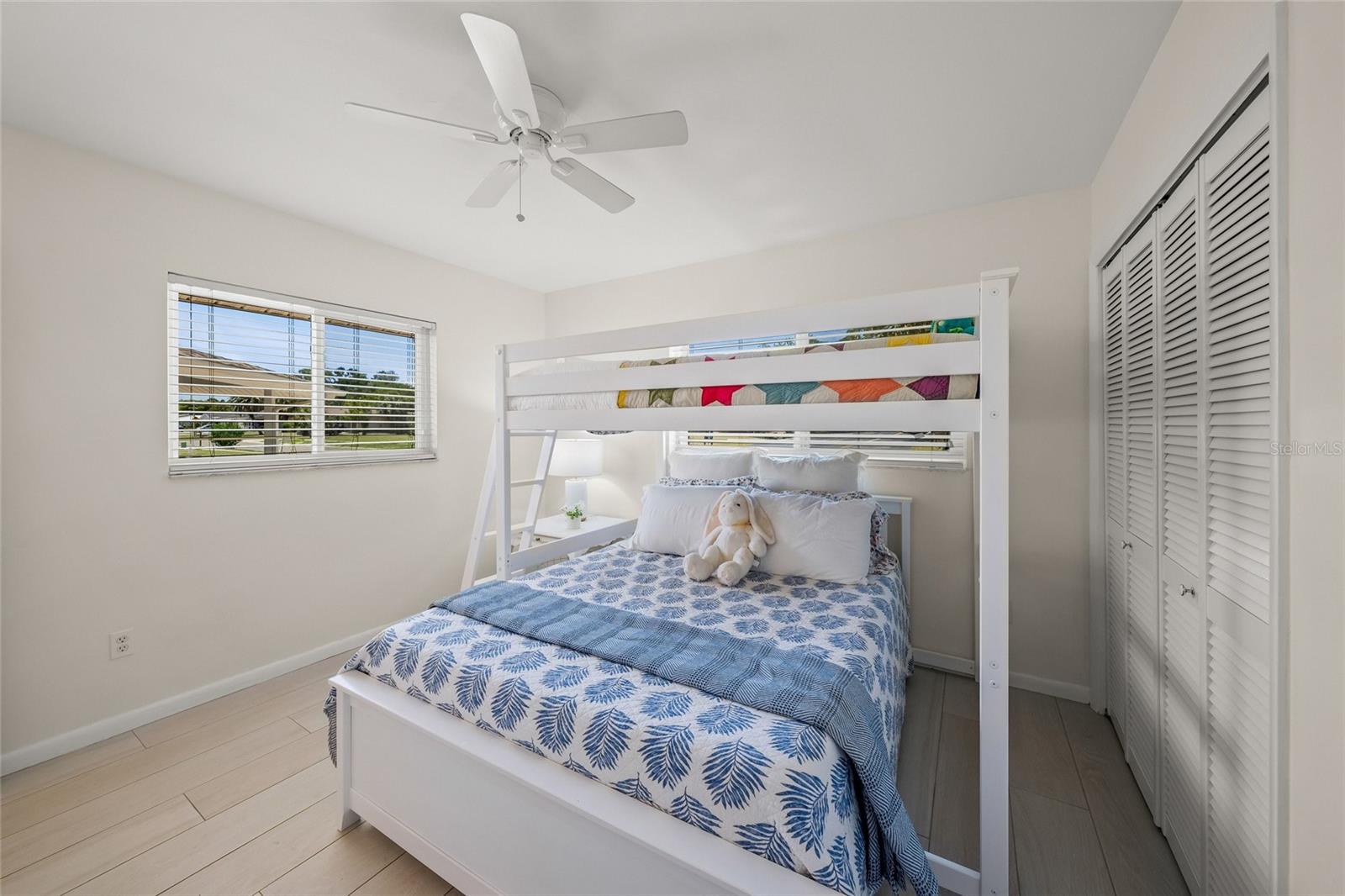 Image 51 of 64 For 6727 Anchor Way