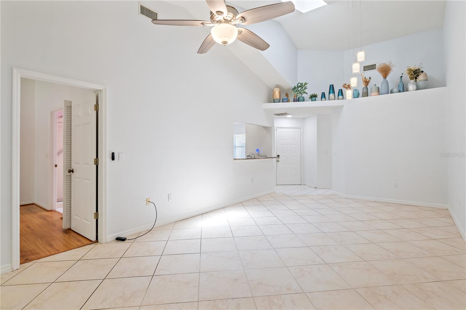 Image 10 of 30 For 5647 Monte Rosso Road