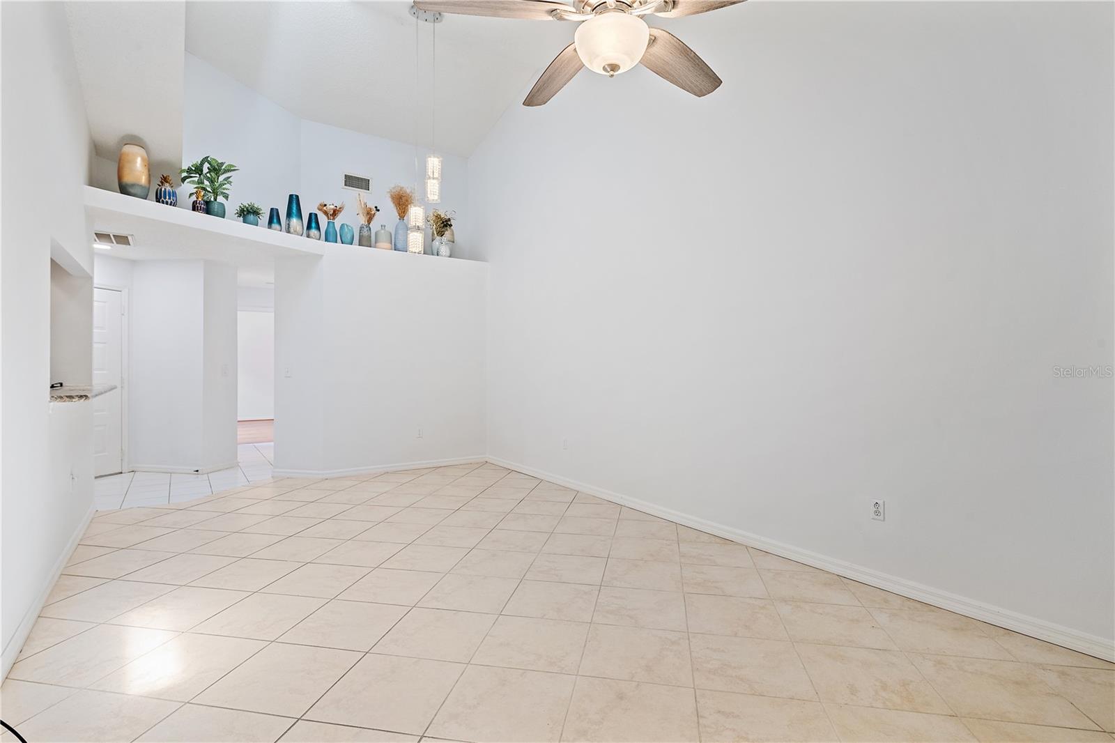 Image 11 of 30 For 5647 Monte Rosso Road