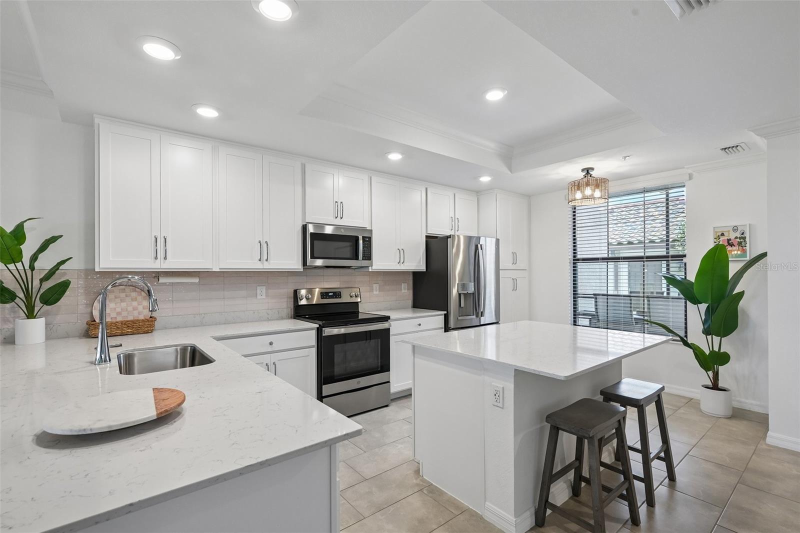 Image 16 of 99 For 5721 Palmer Circle 101