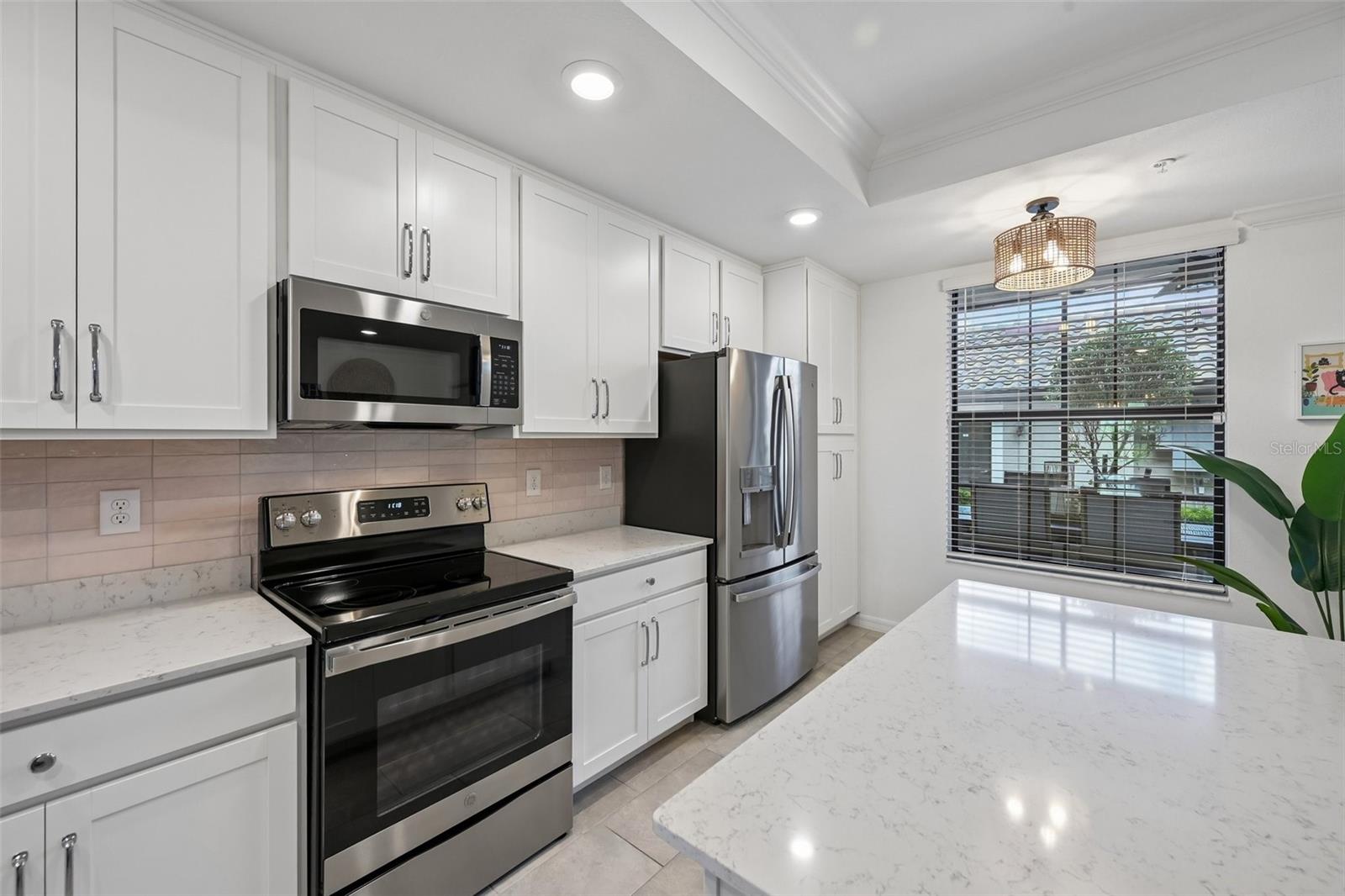 Image 18 of 99 For 5721 Palmer Circle 101
