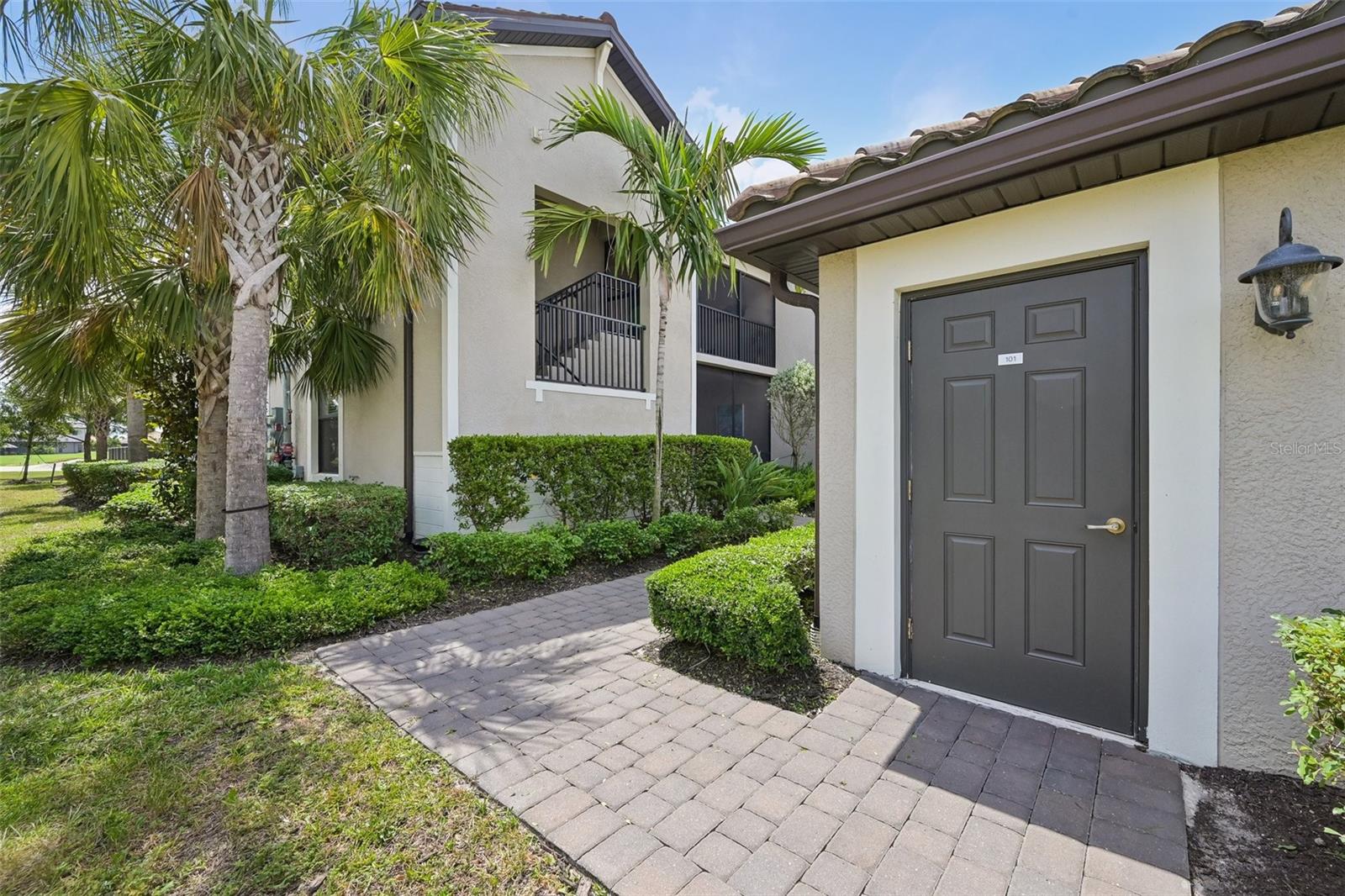 Image 2 of 99 For 5721 Palmer Circle 101