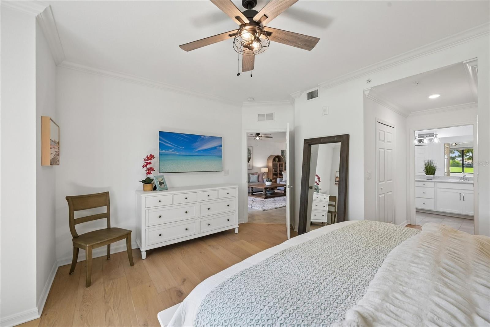 Image 22 of 99 For 5721 Palmer Circle 101