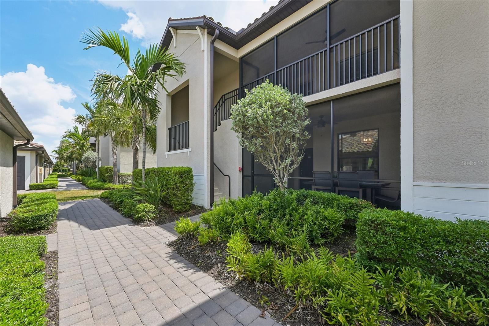 Image 3 of 99 For 5721 Palmer Circle 101