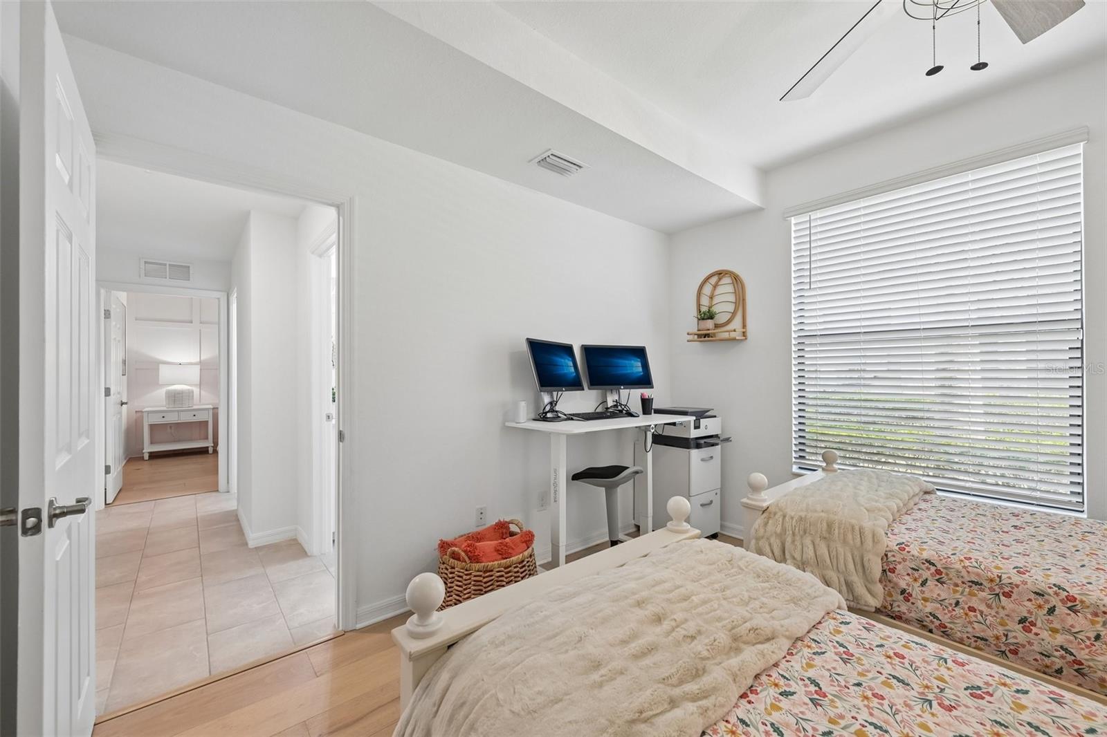Image 30 of 99 For 5721 Palmer Circle 101