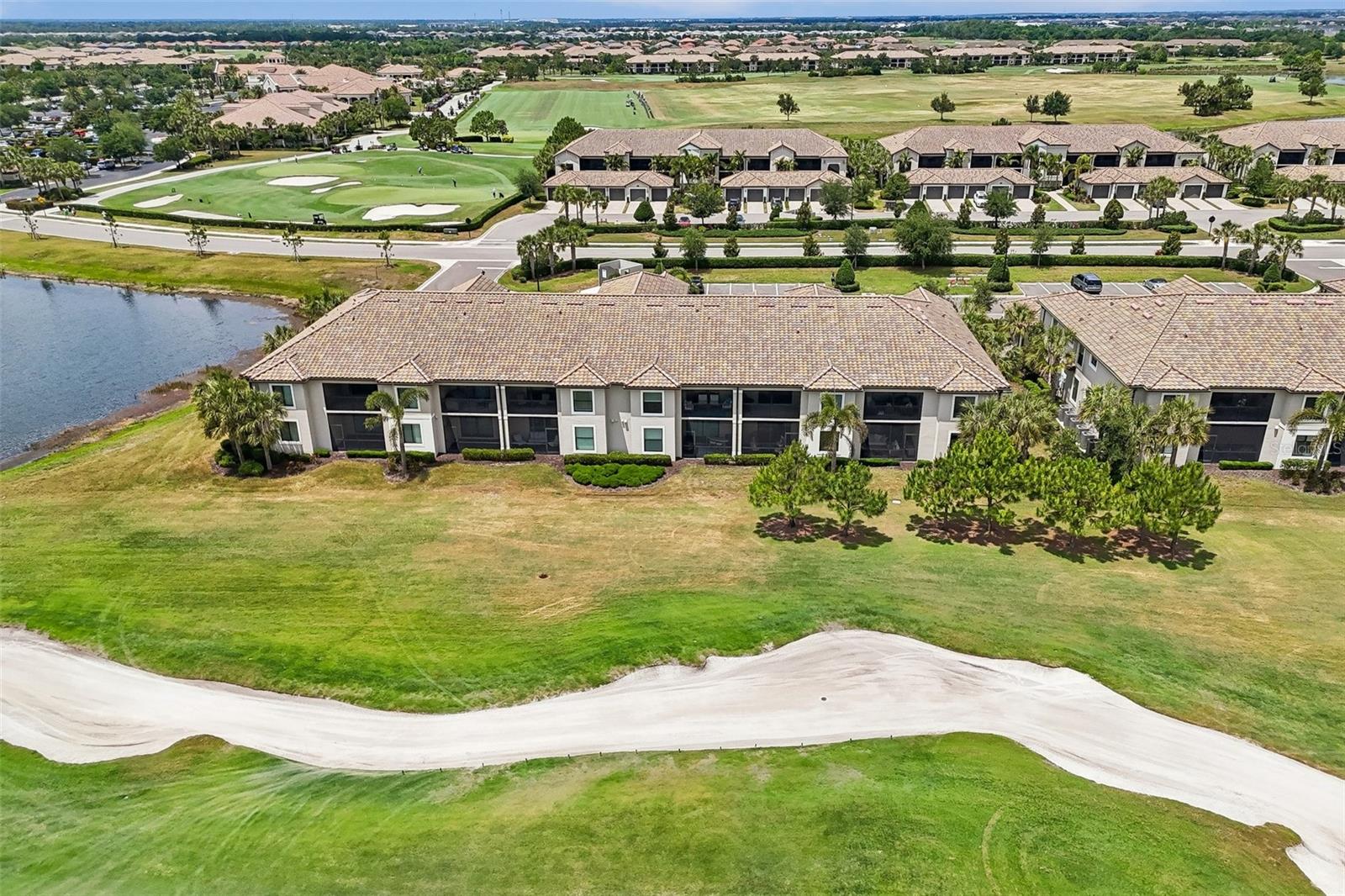 Image 48 of 99 For 5721 Palmer Circle 101