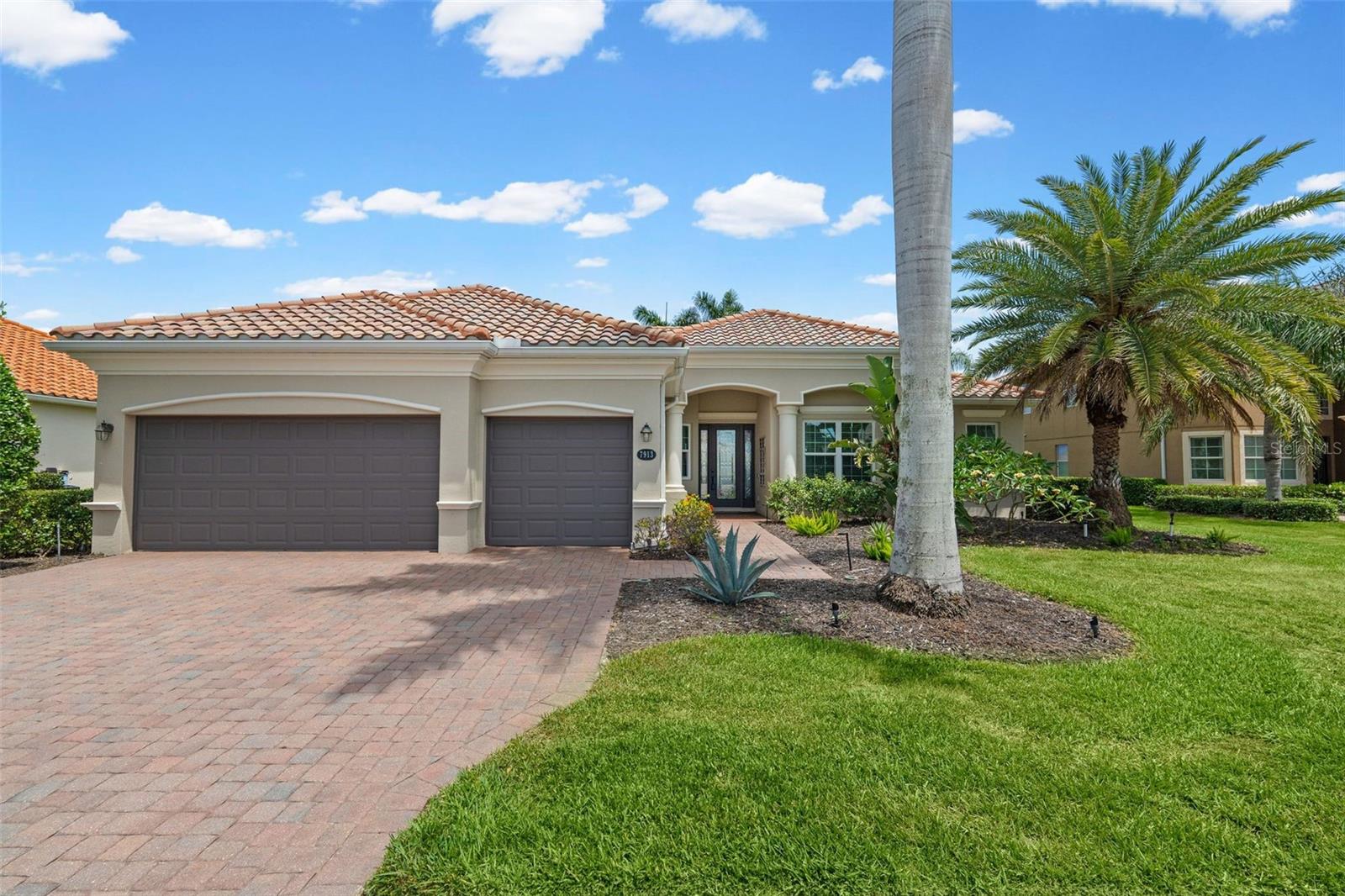Details for 7913 Heritage Grand Place, BRADENTON, FL 34212