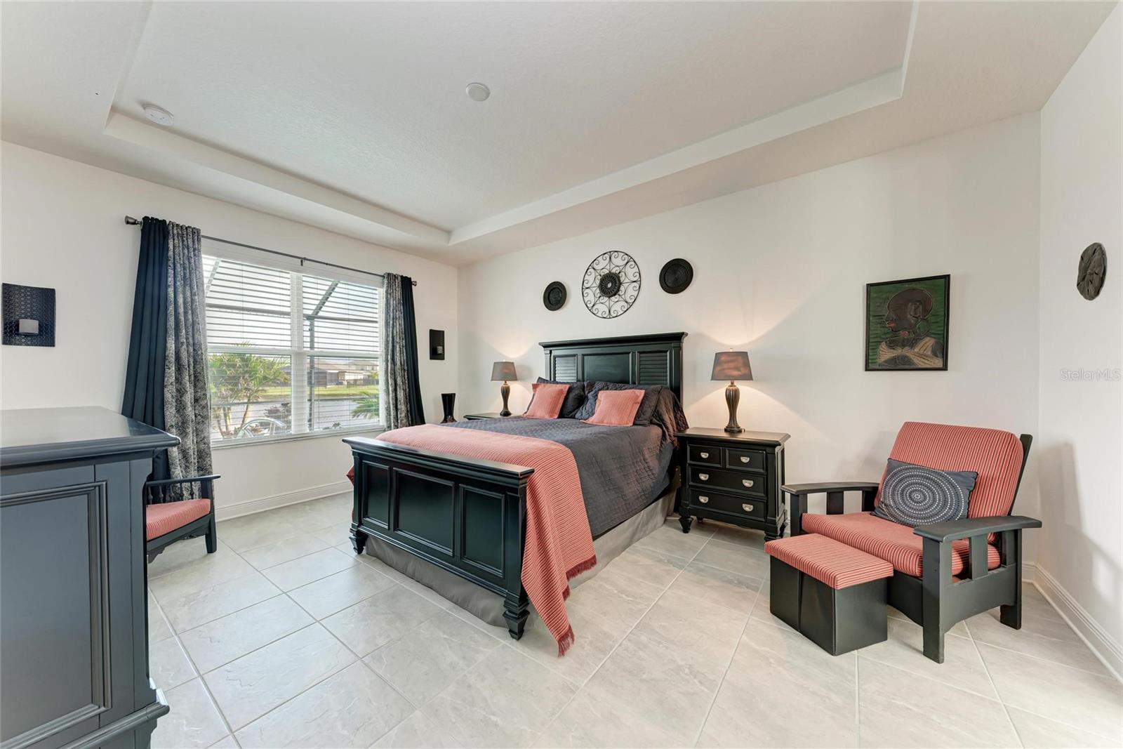 Listing photo id 28 for 5811 Campina Place