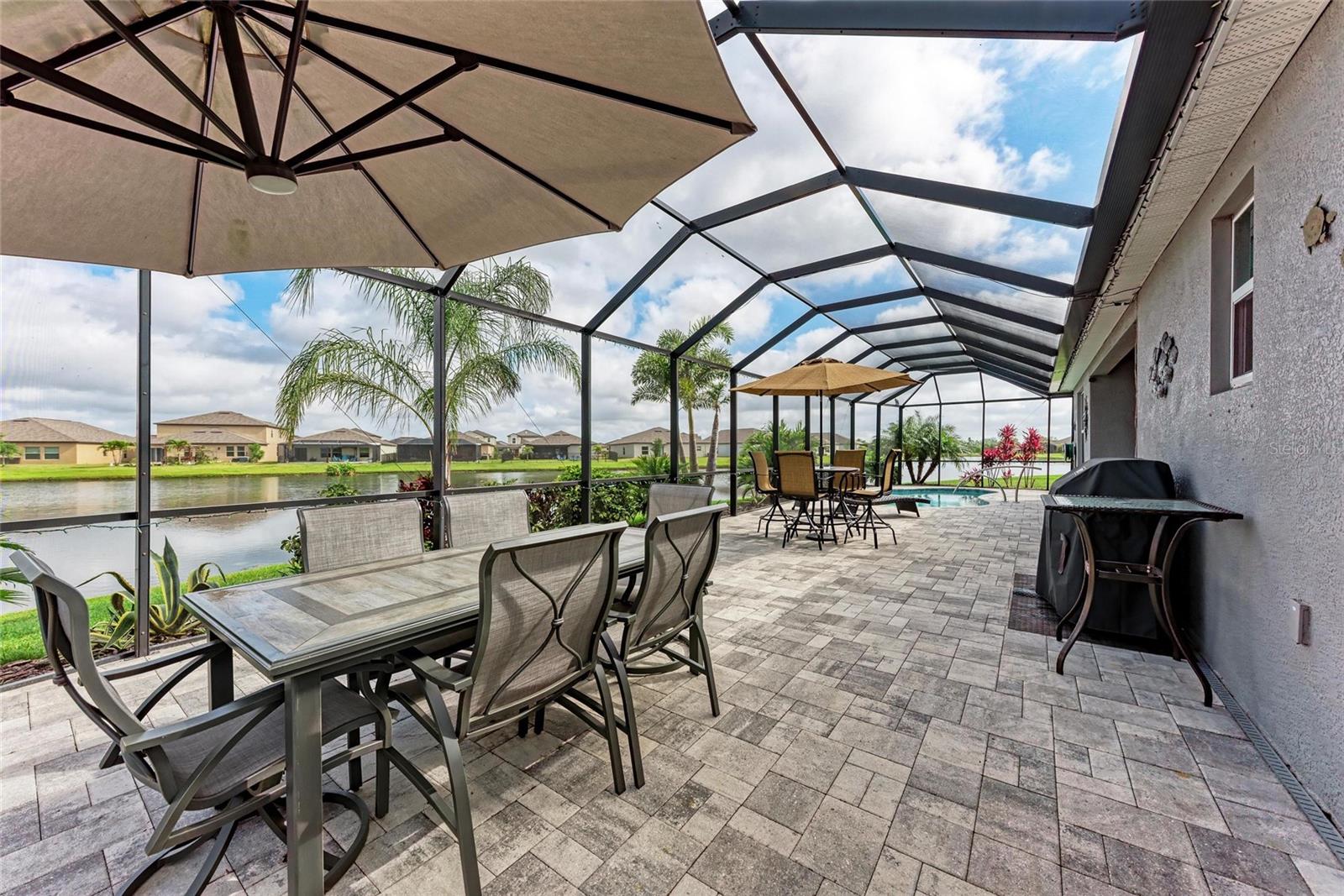 Listing photo id 48 for 5811 Campina Place