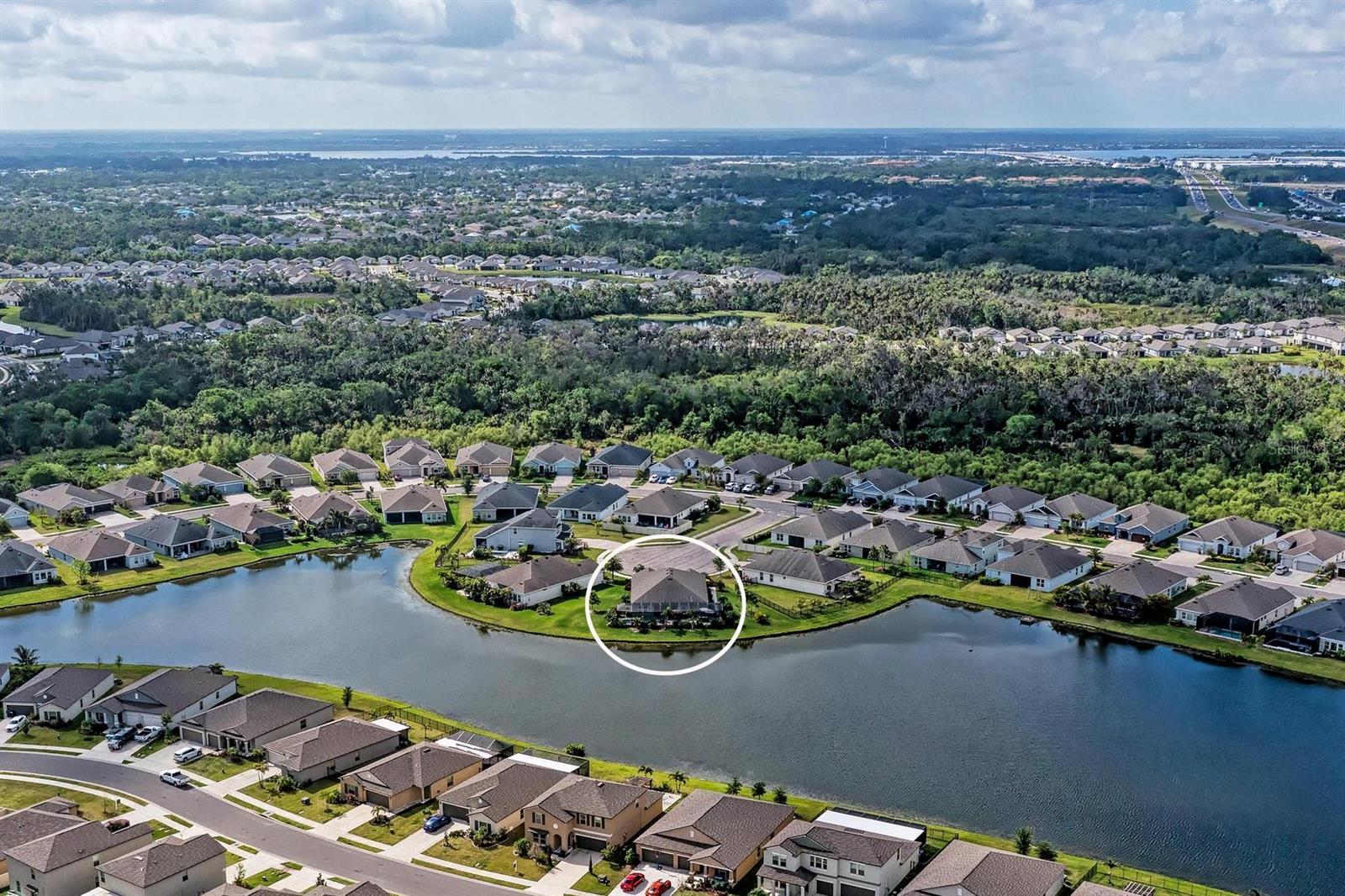 Listing photo id 54 for 5811 Campina Place