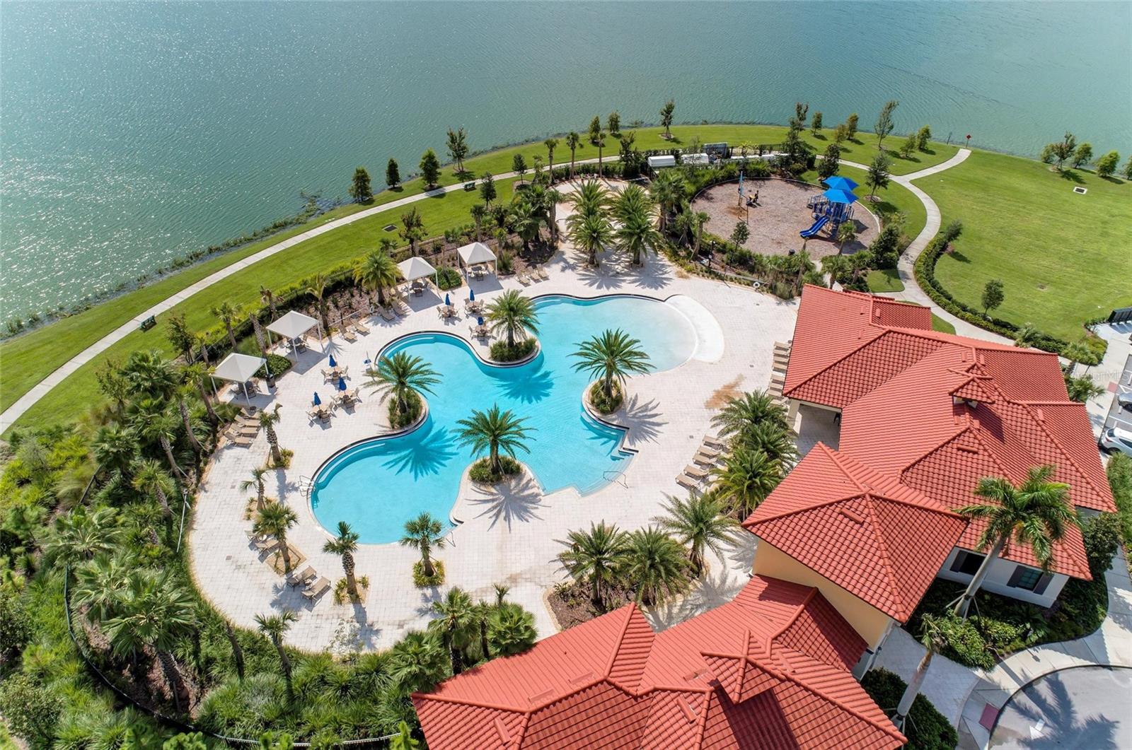Listing photo id 61 for 5811 Campina Place