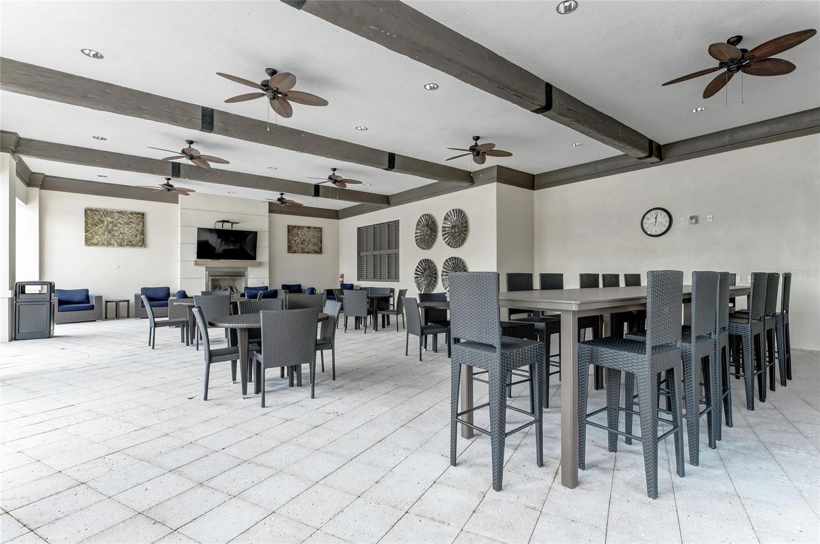 Listing photo id 63 for 5811 Campina Place