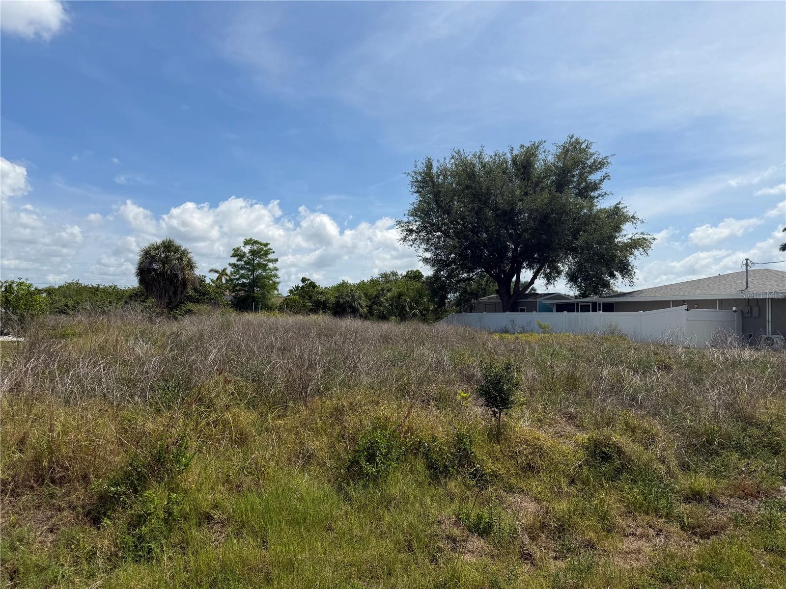 Image 9 of 13 For 17122 Marydale Road