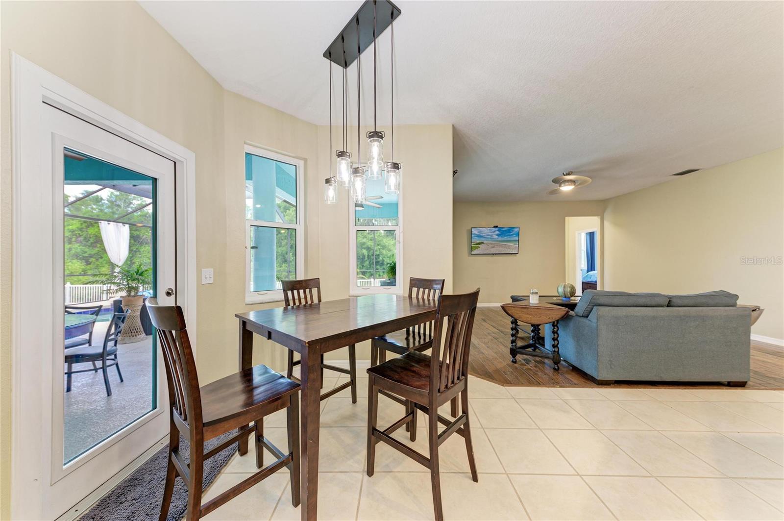 Image 11 of 25 For 17612 White Fox Drive