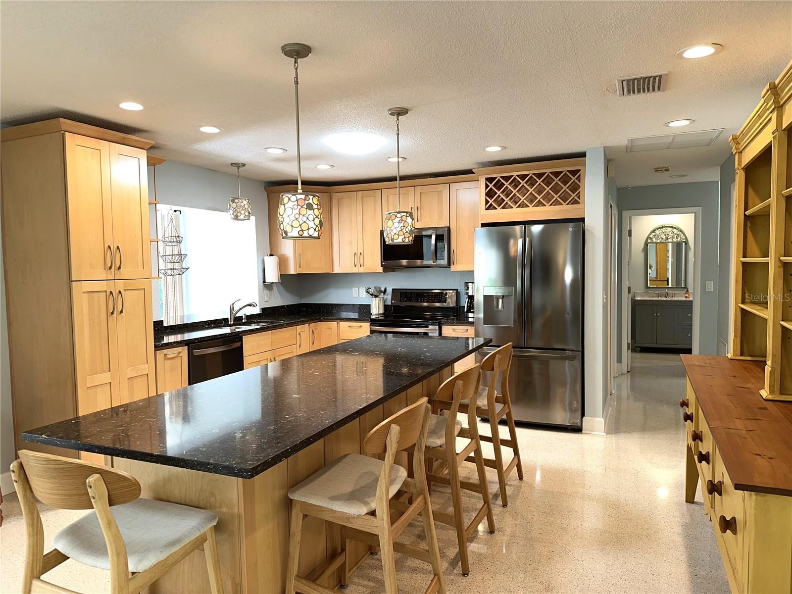 Image 10 of 45 For 1883 Riviera Circle