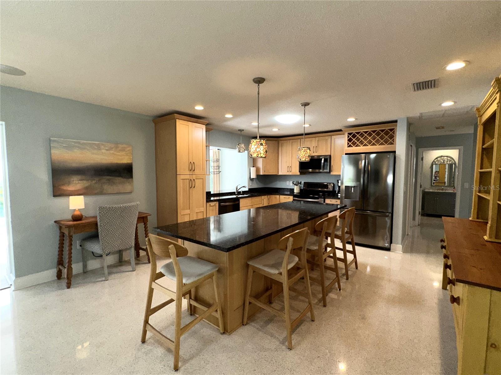 Image 11 of 45 For 1883 Riviera Circle