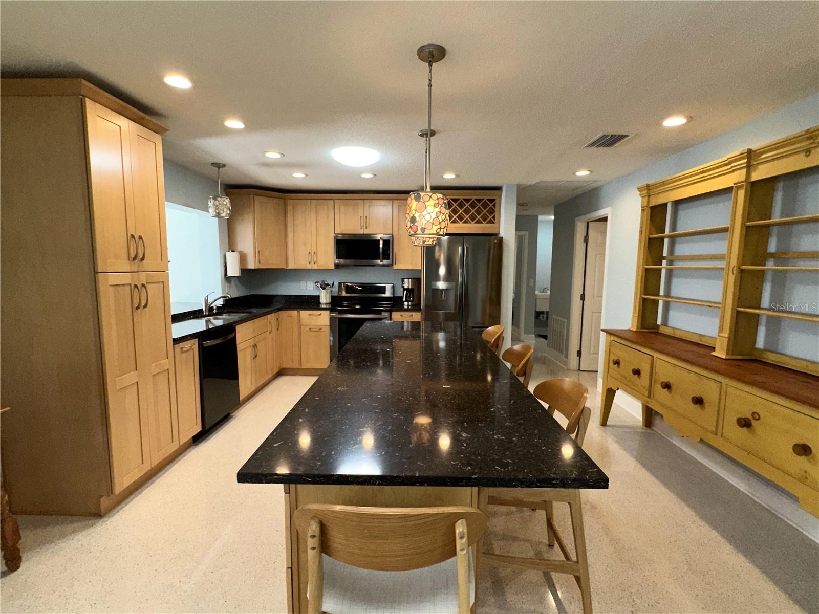 Image 12 of 45 For 1883 Riviera Circle