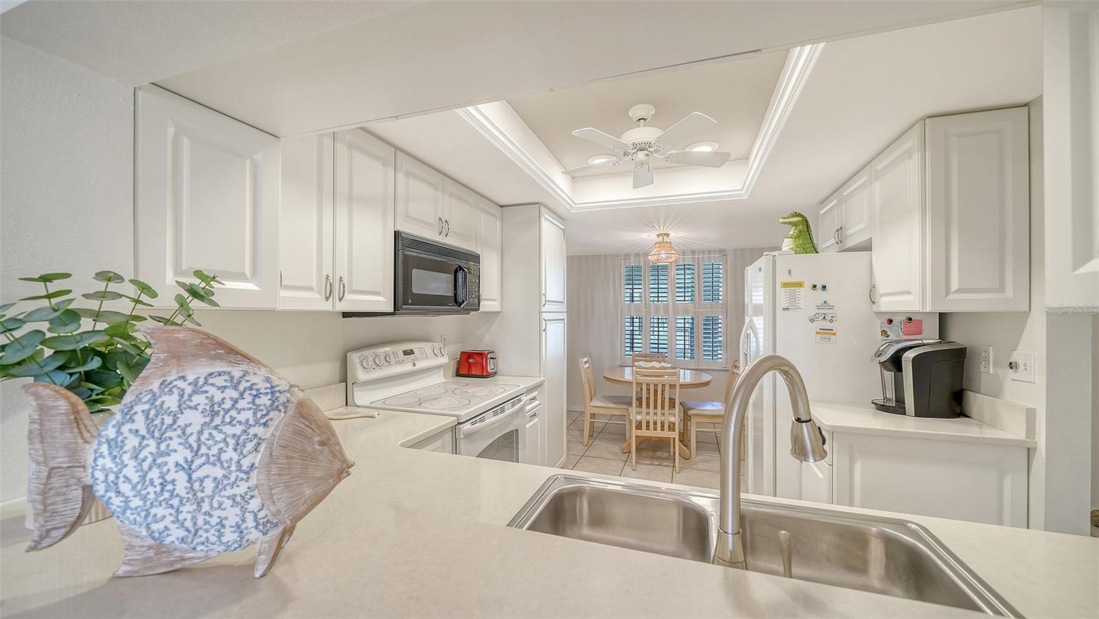 Image 19 of 69 For 9330 Clubside Circle 3202