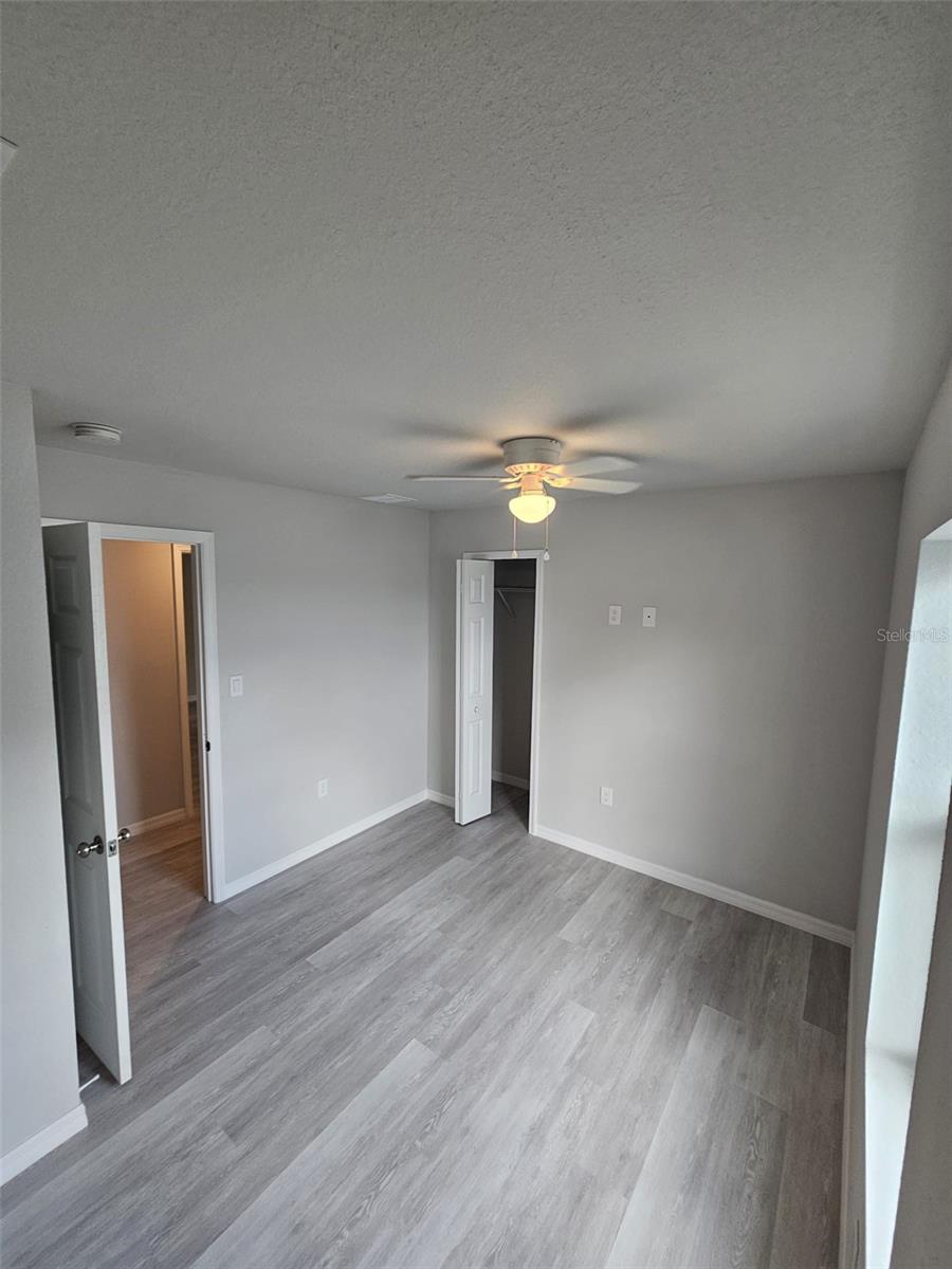Image 12 of 28 For 600 Zara Goza Court