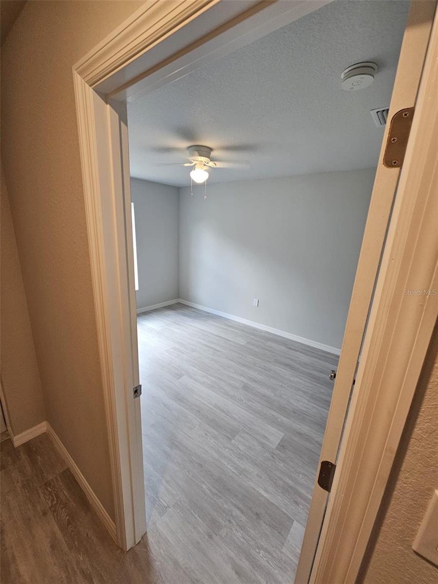 Image 6 of 28 For 600 Zara Goza Court