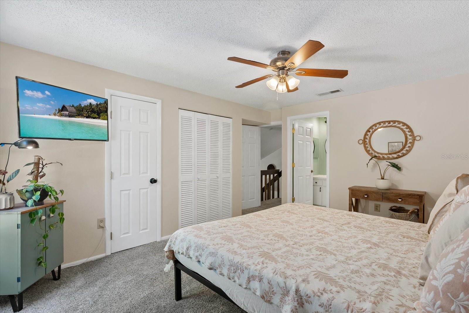 Image 22 of 42 For 4034 Lockwood Ridge Road
