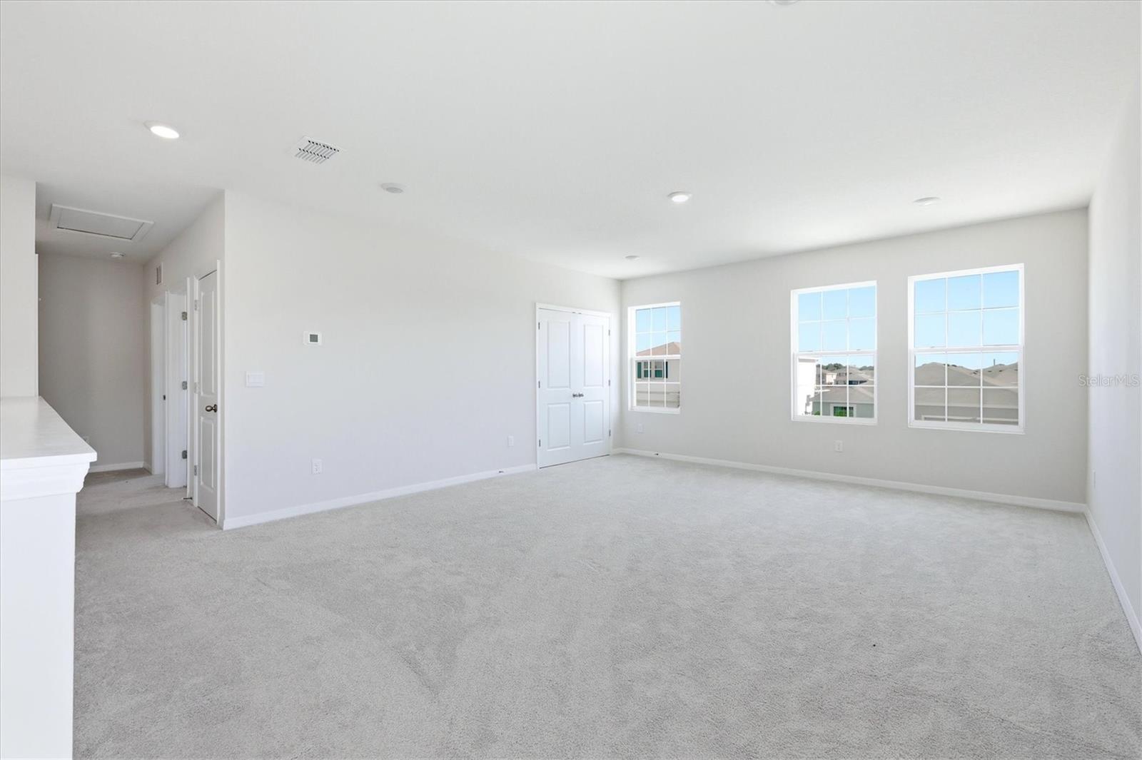 Image 17 of 36 For 3813 Lively Coral Place