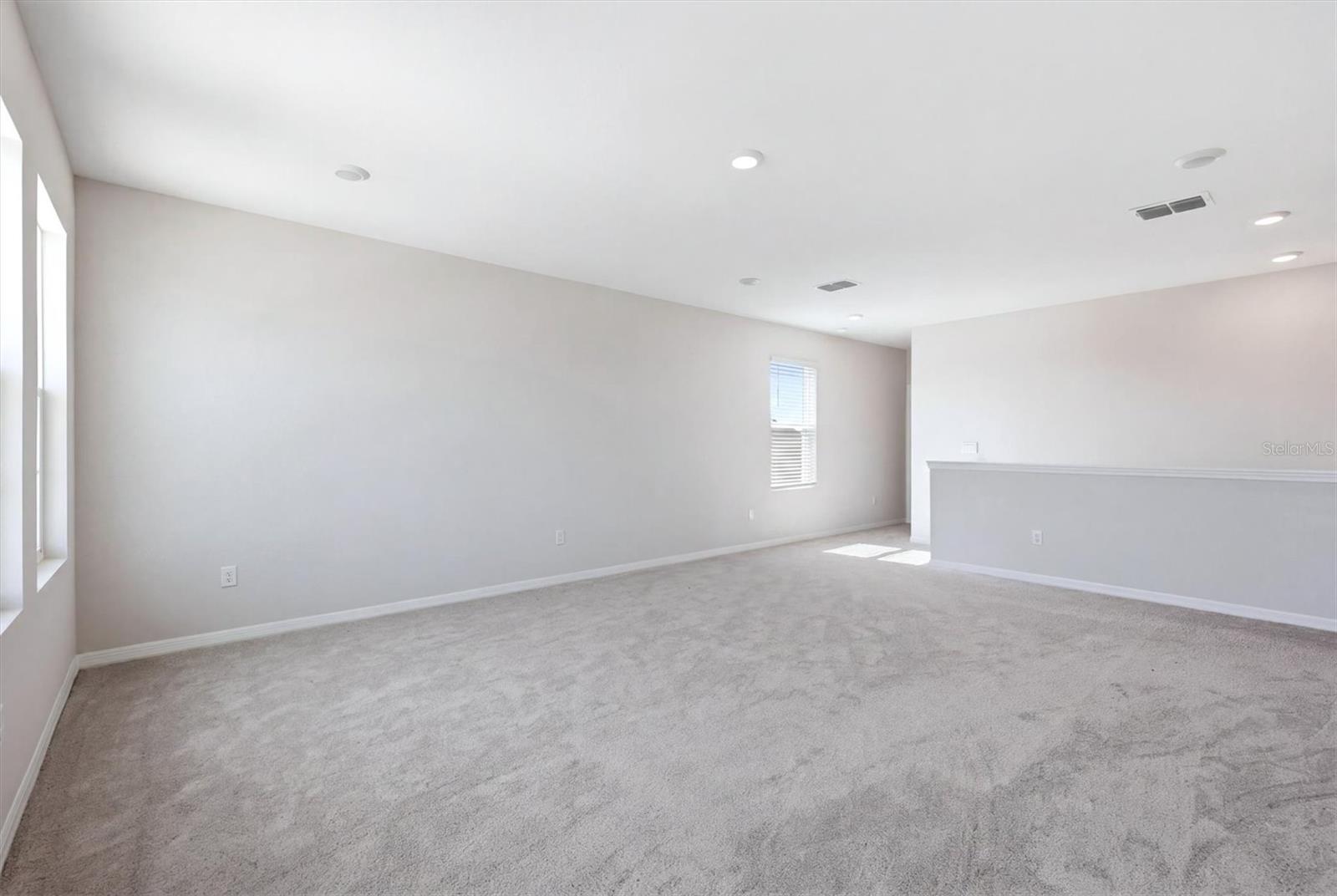 Image 19 of 36 For 3813 Lively Coral Place