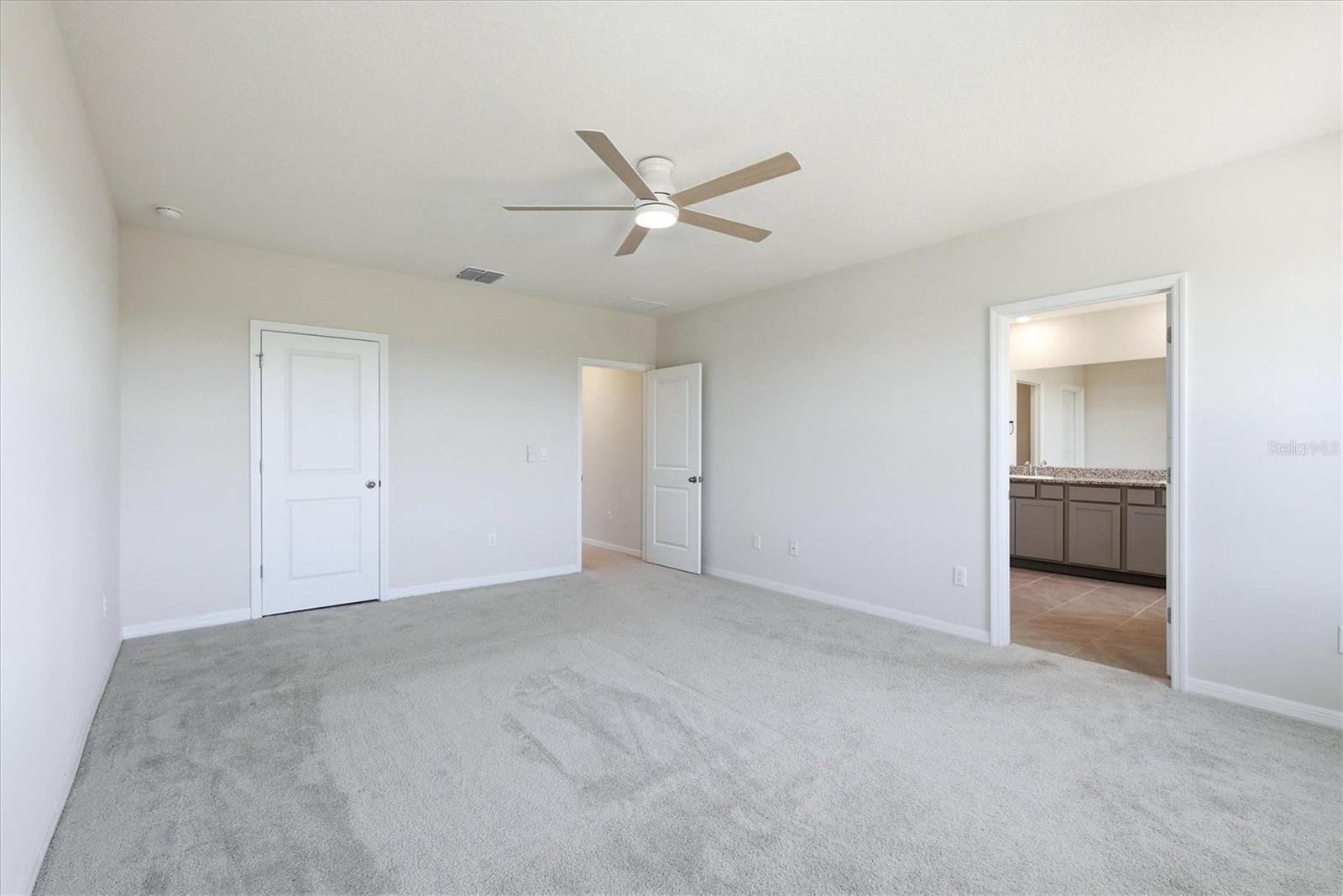 Image 21 of 36 For 3813 Lively Coral Place