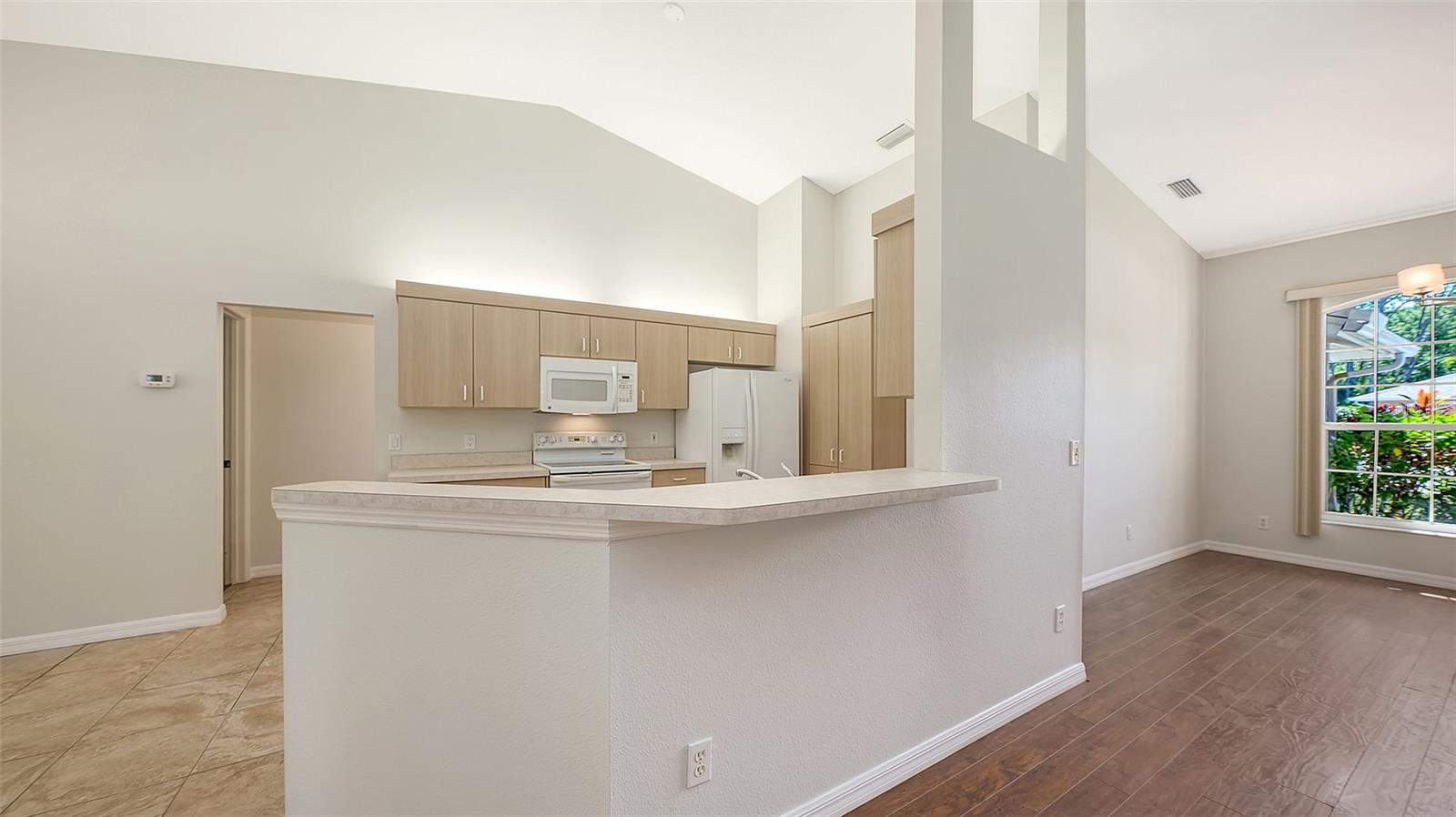 Image 10 of 39 For 3521 Branch Creek Drive