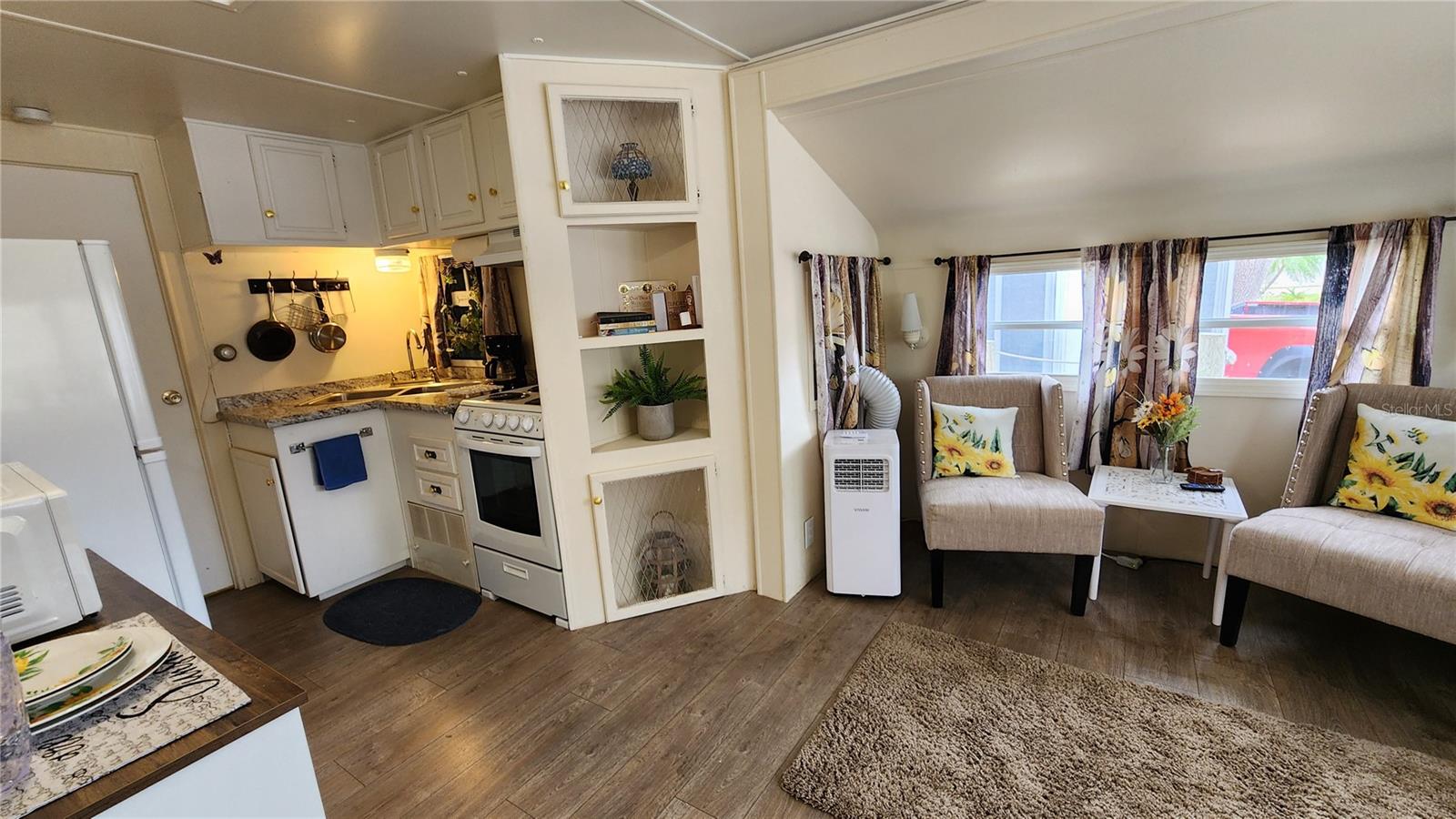 Image 16 of 36 For 3300 26th Avenue E 105