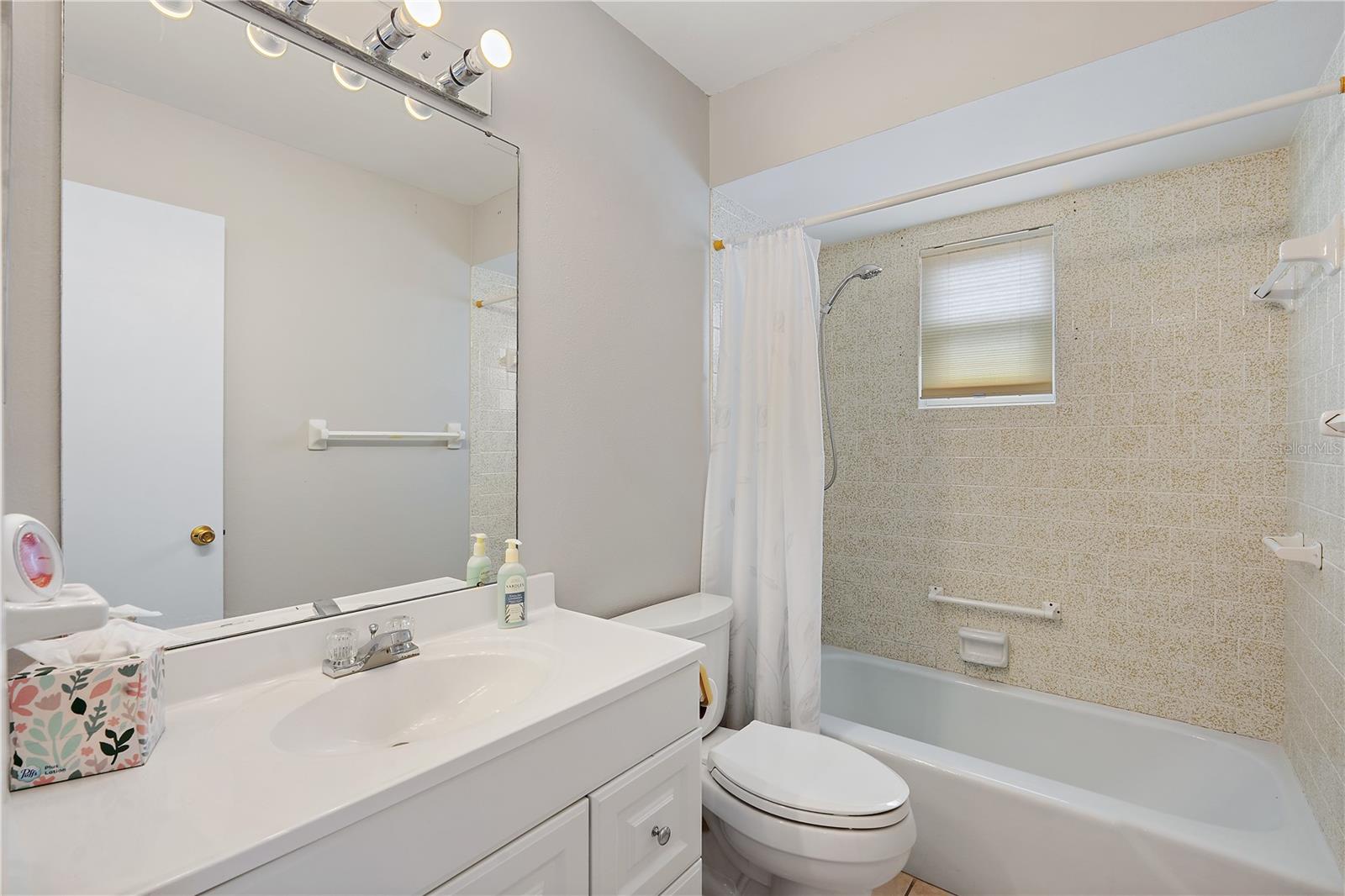 Image 15 of 29 For 2802 Swifton Drive V102