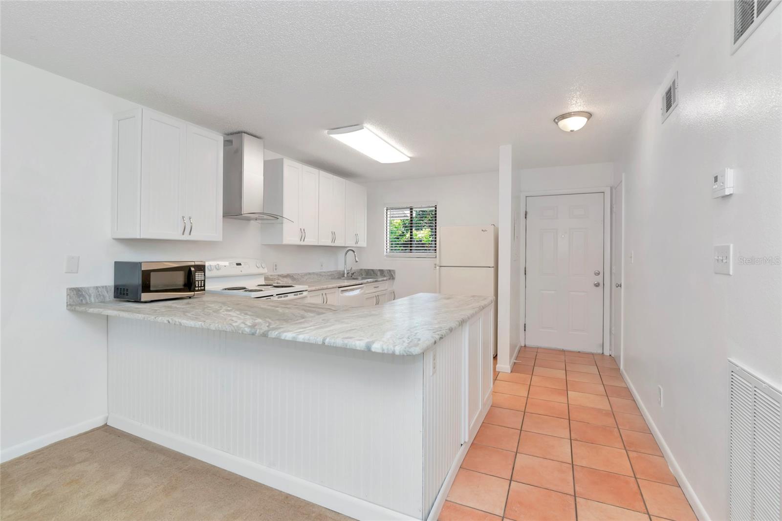Image 11 of 48 For 6033 34th Street W 58