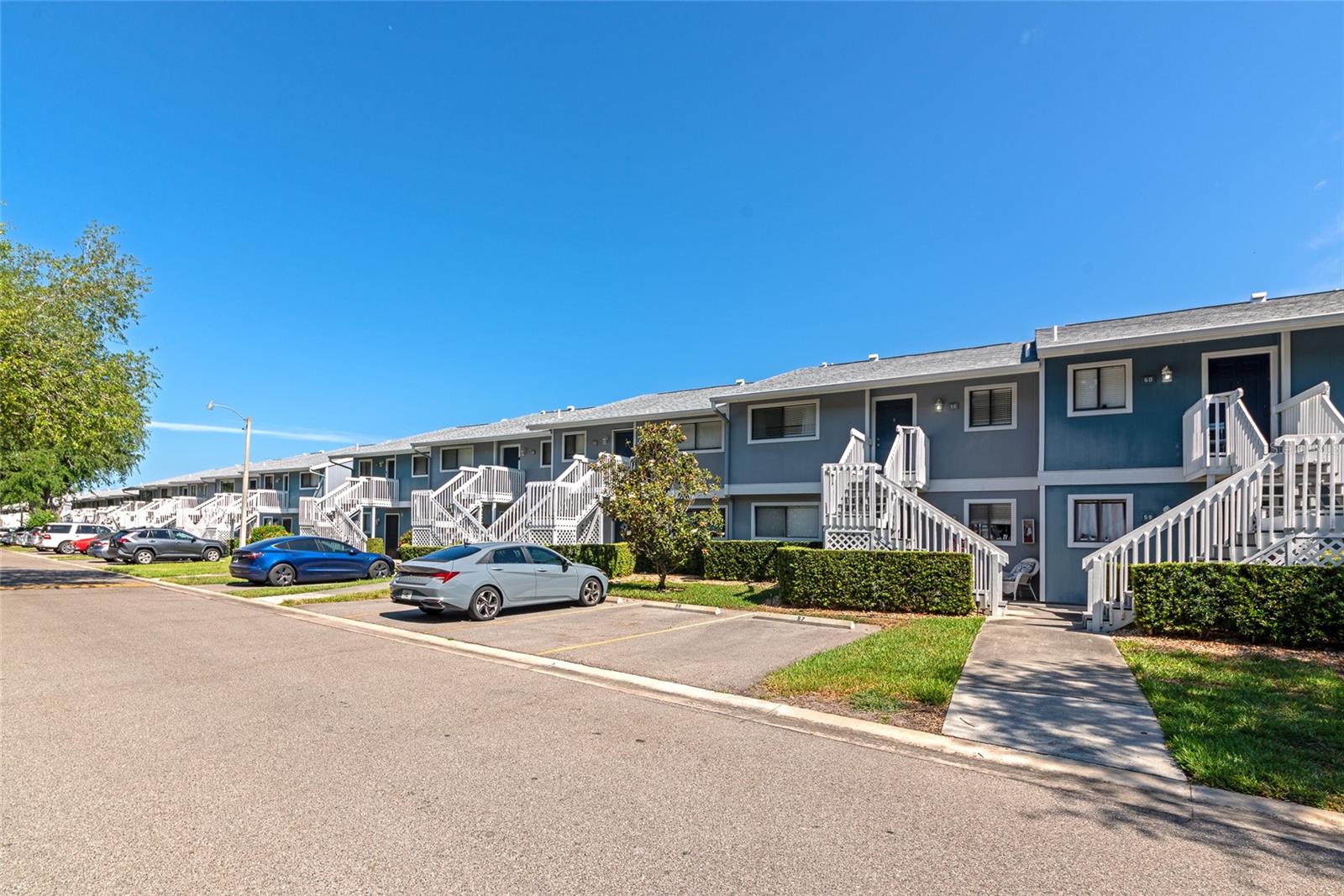 Image 34 of 48 For 6033 34th Street W 58