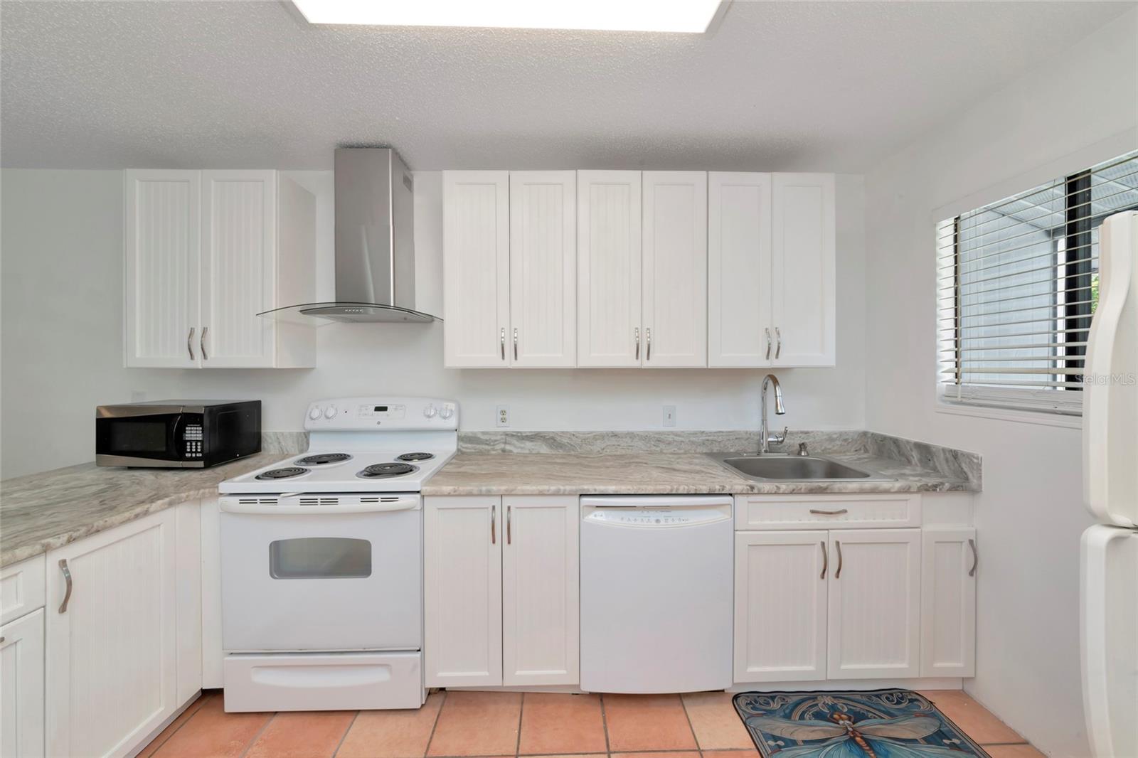 Image 7 of 48 For 6033 34th Street W 58