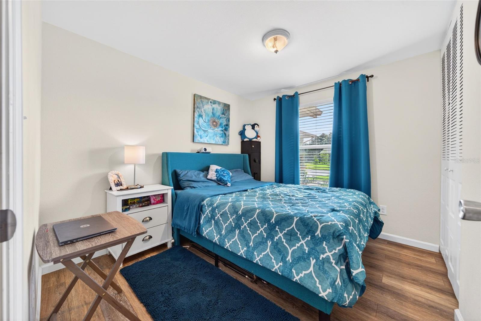 Image 30 of 87 For 549 Longwood Circle