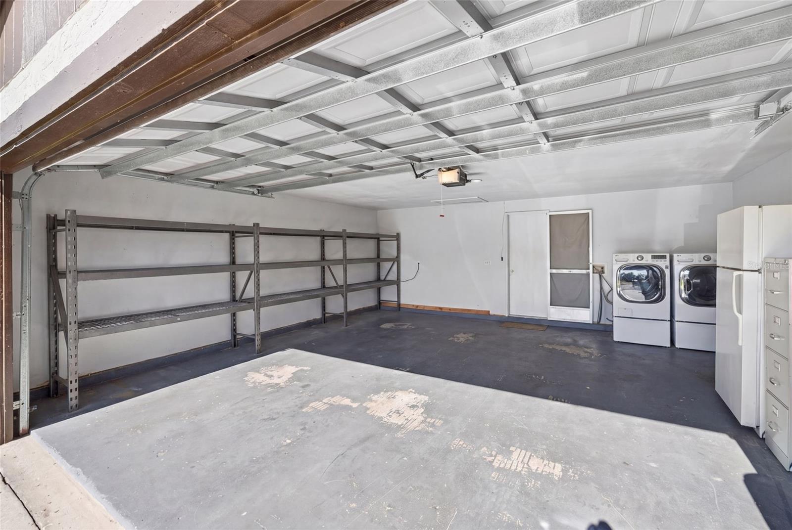 Image 40 of 87 For 549 Longwood Circle