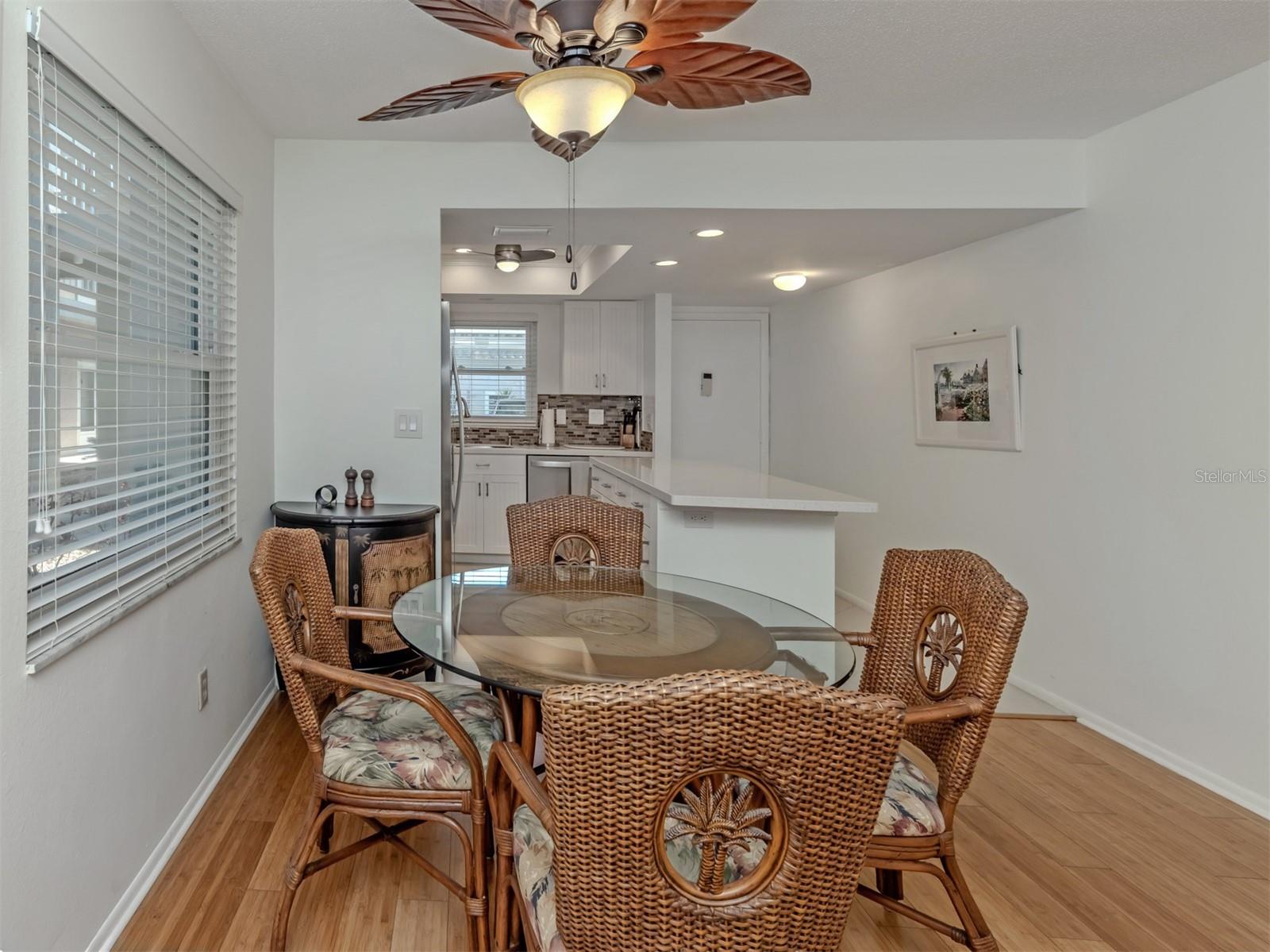 Image 19 of 63 For 101 Park Boulevard S 106