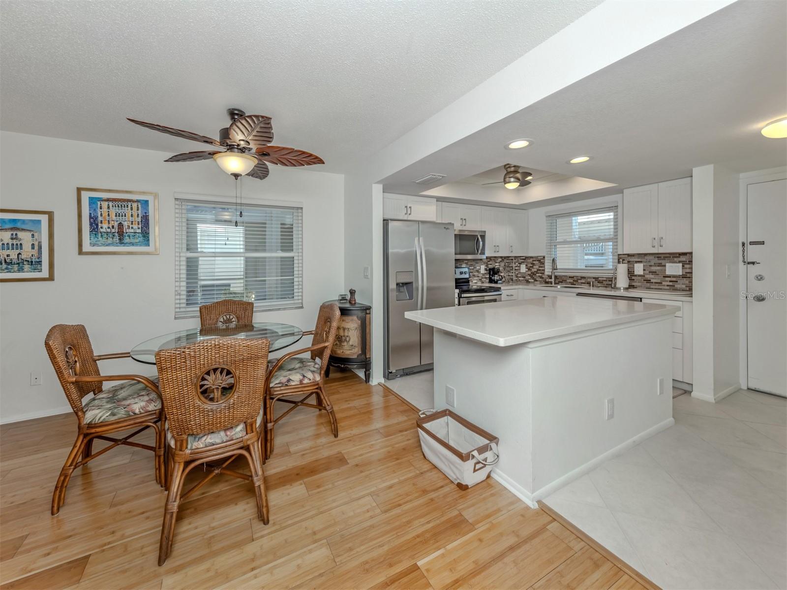 Image 20 of 63 For 101 Park Boulevard S 106