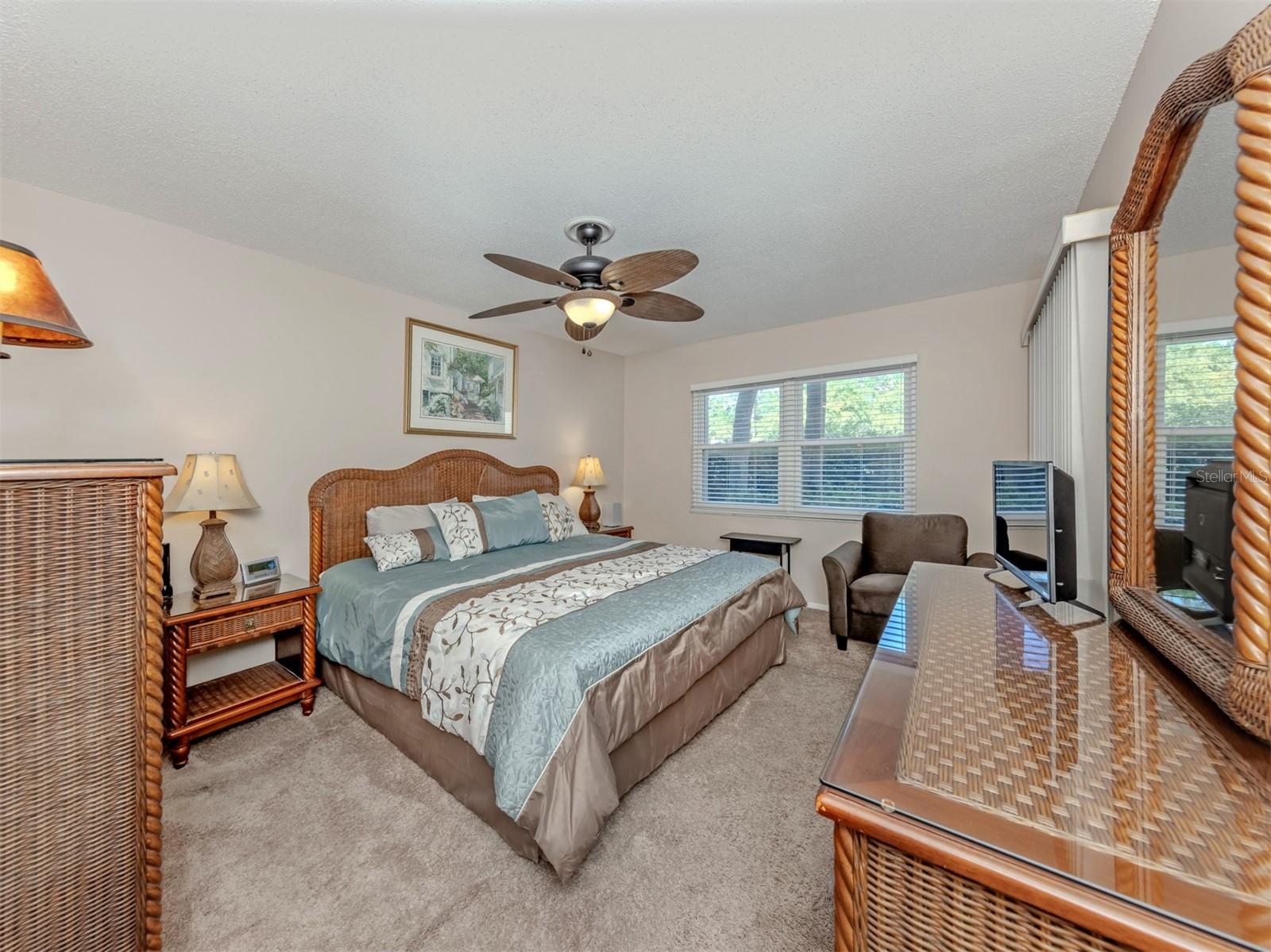 Image 30 of 63 For 101 Park Boulevard S 106