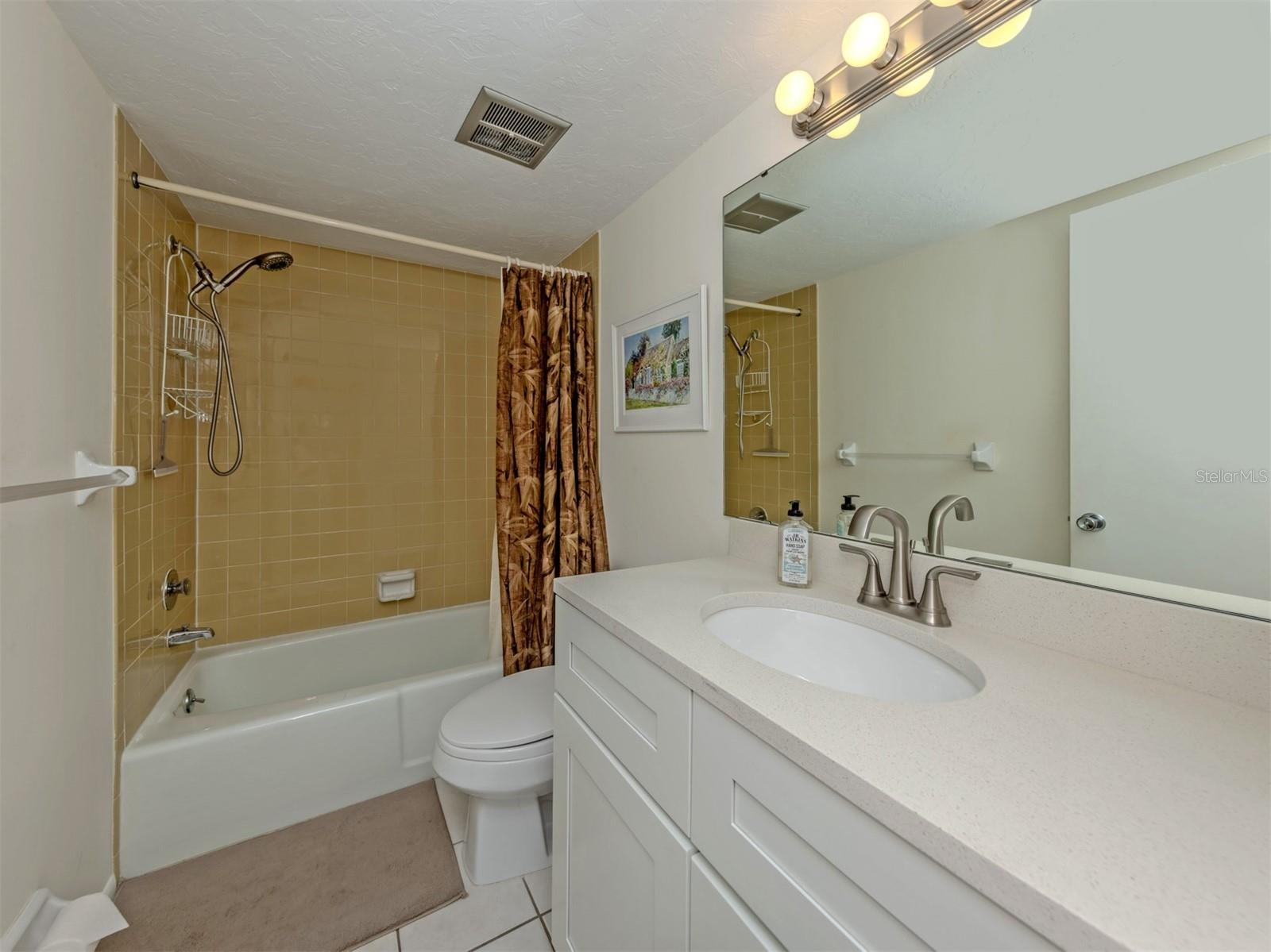 Image 35 of 63 For 101 Park Boulevard S 106