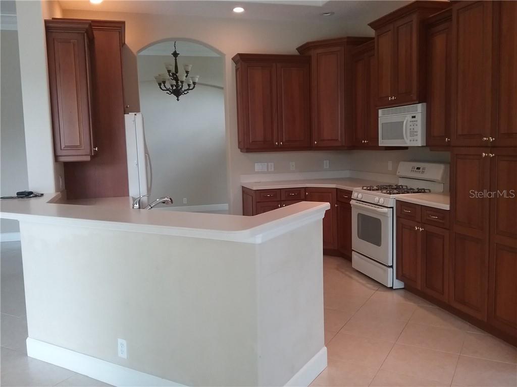 Image 12 of 28 For 5303 97th Street Circle E 0