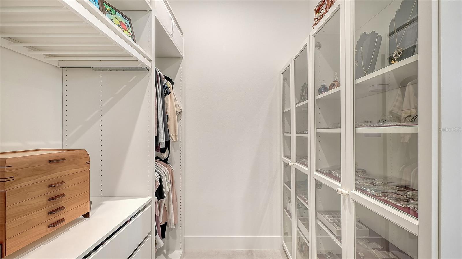 Image 32 of 98 For 4709 Cedron Court
