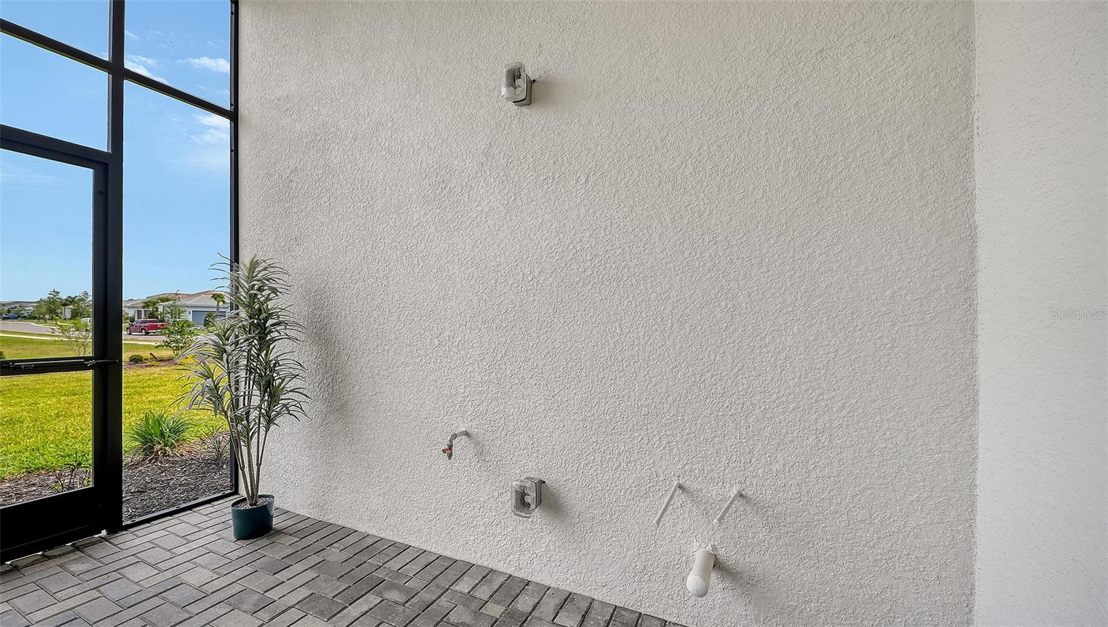Image 54 of 98 For 4709 Cedron Court