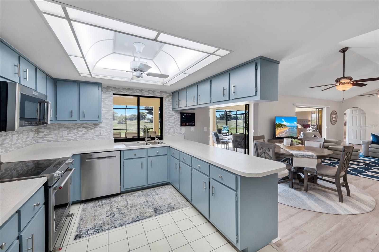 Image 14 of 42 For 3718 8th Avenue