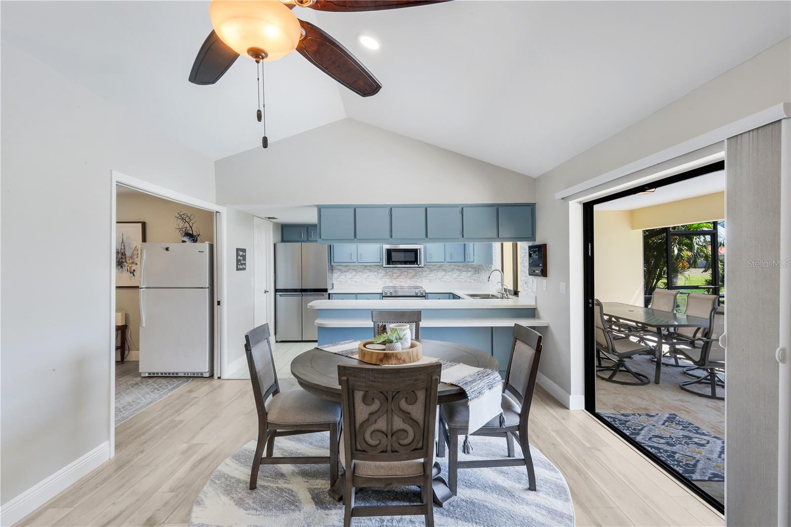 Image 15 of 42 For 3718 8th Avenue
