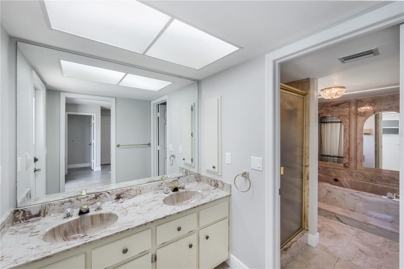 Image 21 of 42 For 3718 8th Avenue