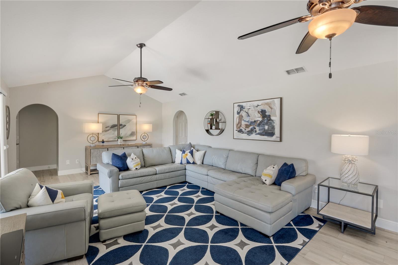 Image 4 of 42 For 3718 8th Avenue
