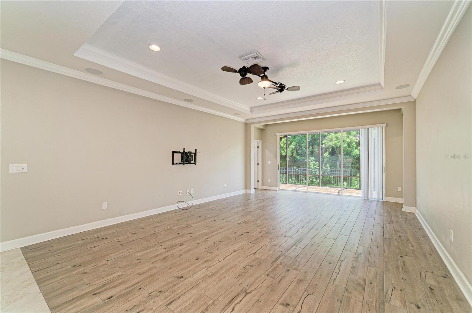 Image 16 of 70 For 12821 Balsam Terrace